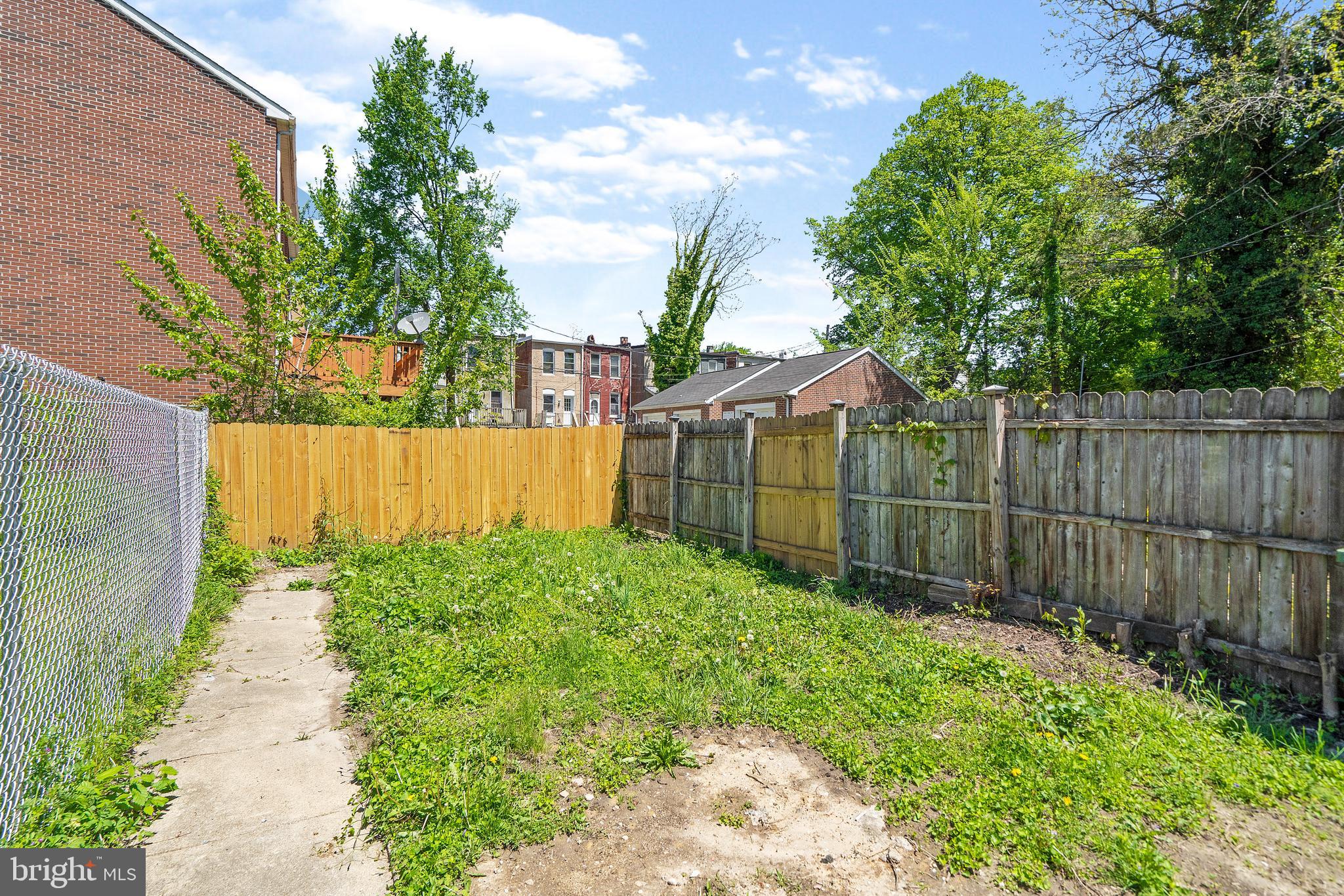 WAVERLY - Residential