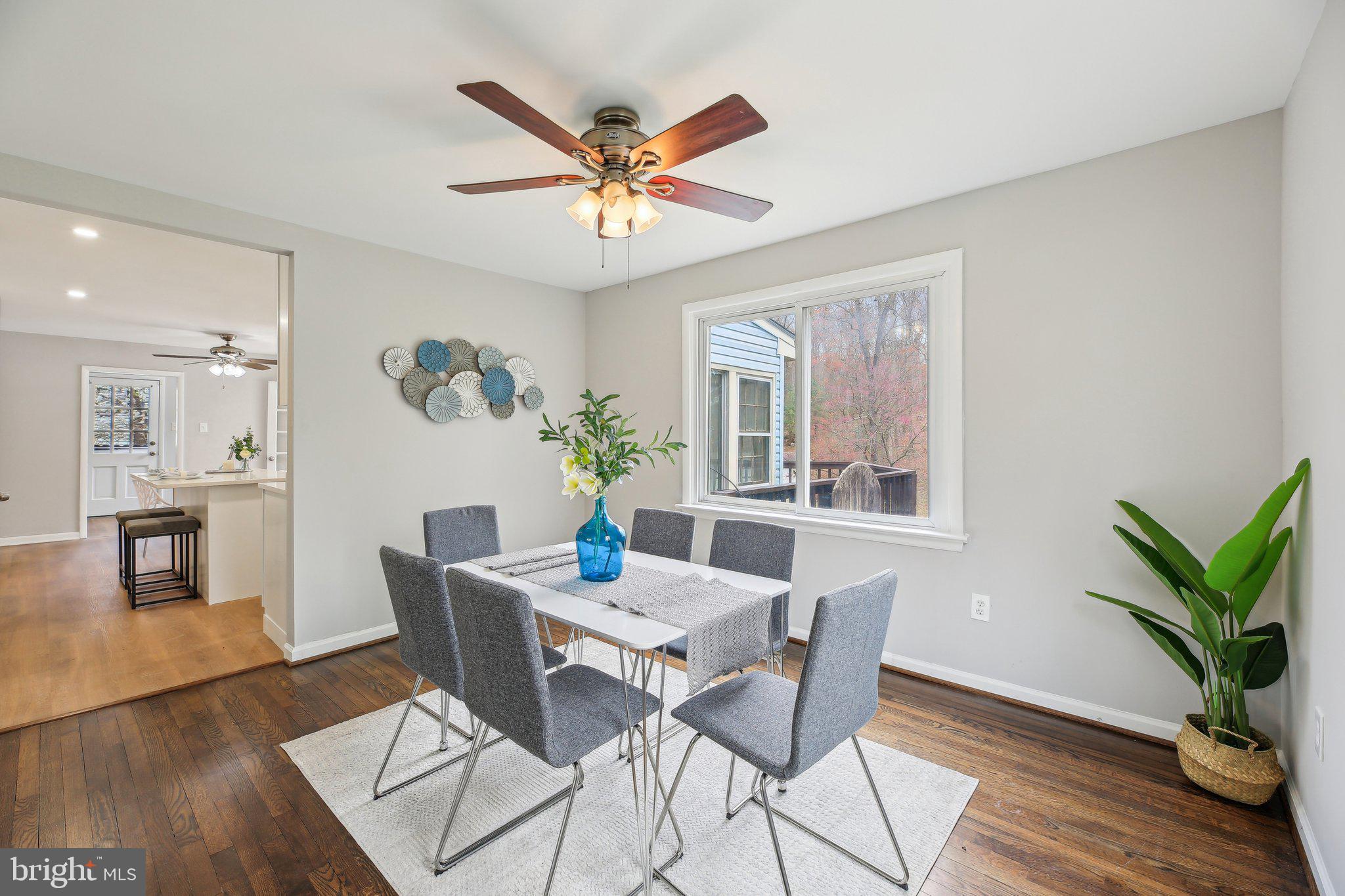 SKYLINE MANOR - Residential