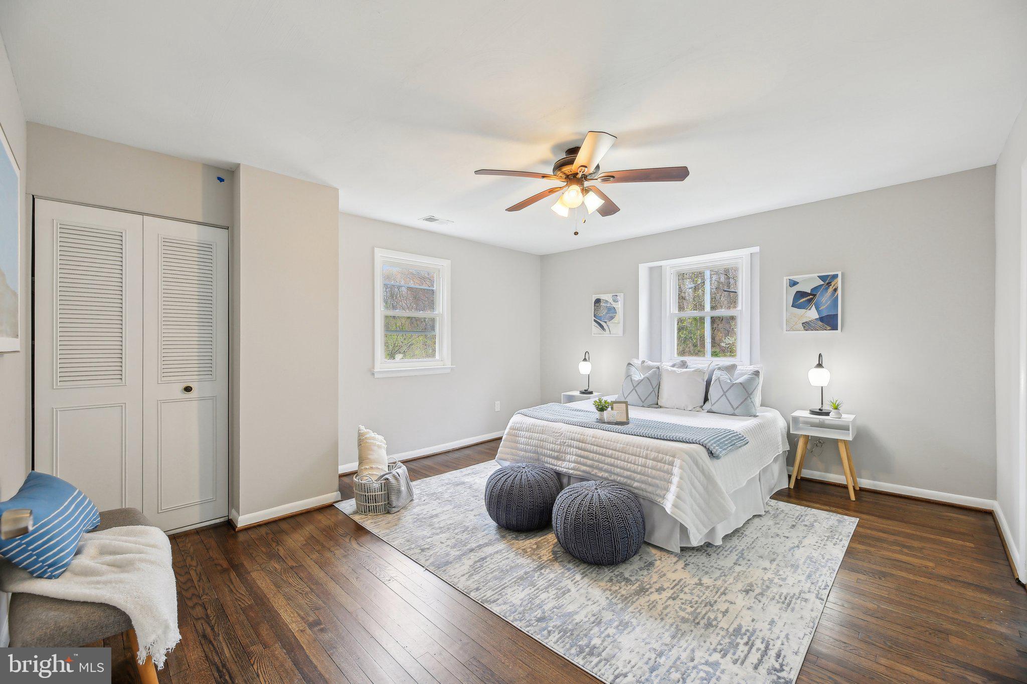 SKYLINE MANOR - Residential