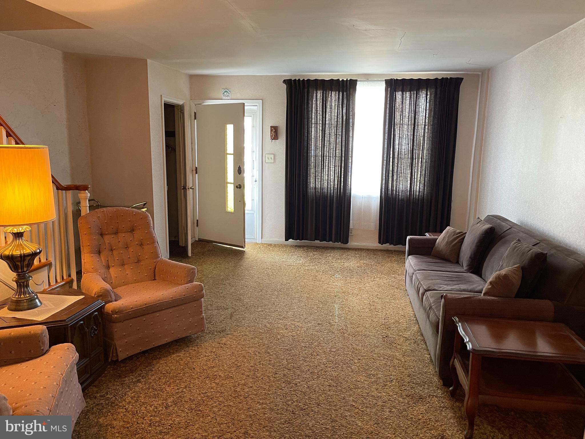 MAYFAIR - Residential