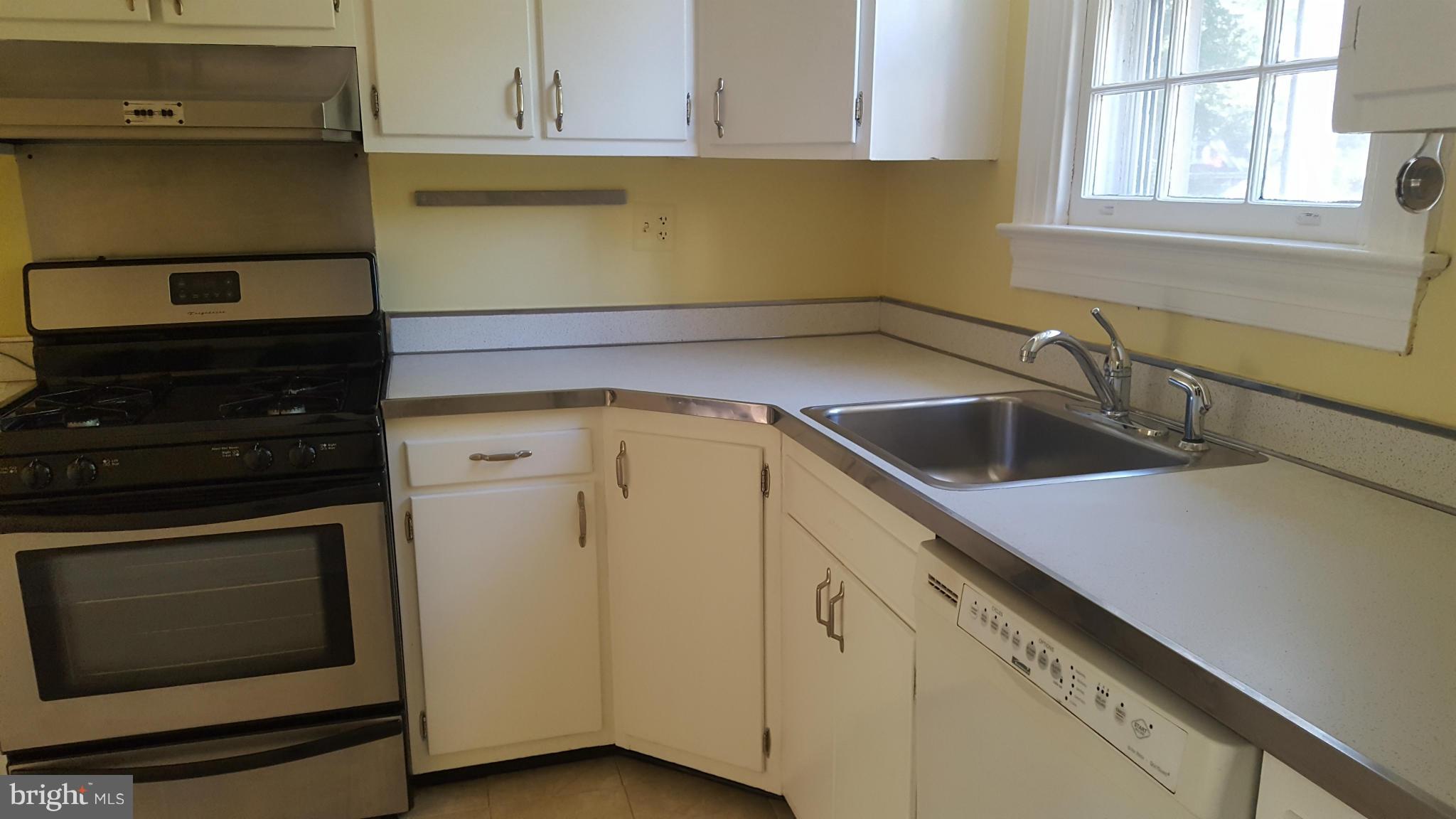 DEL RAY - Residential Lease