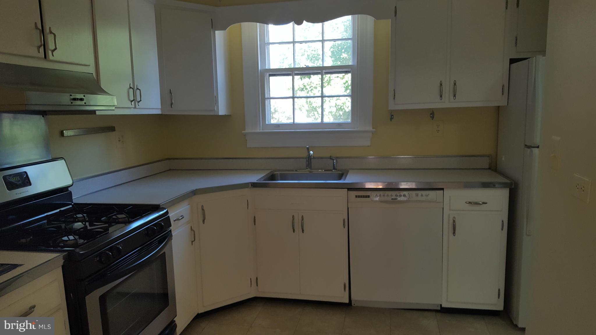 DEL RAY - Residential Lease