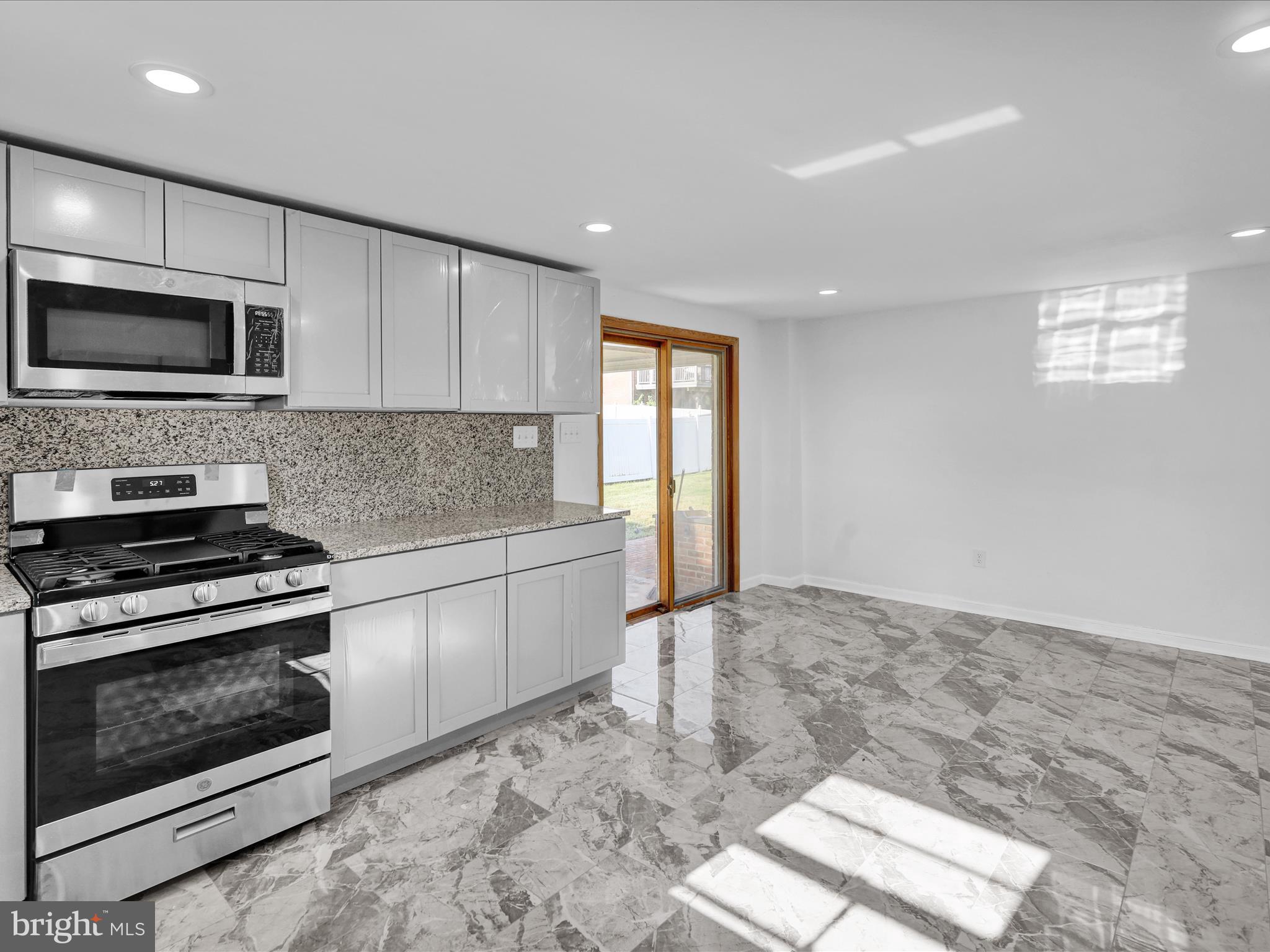 SHILLINGTON - Residential