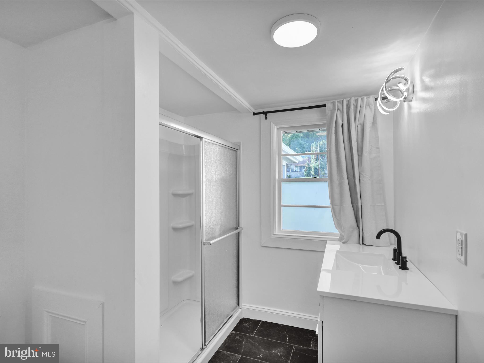 SHILLINGTON - Residential