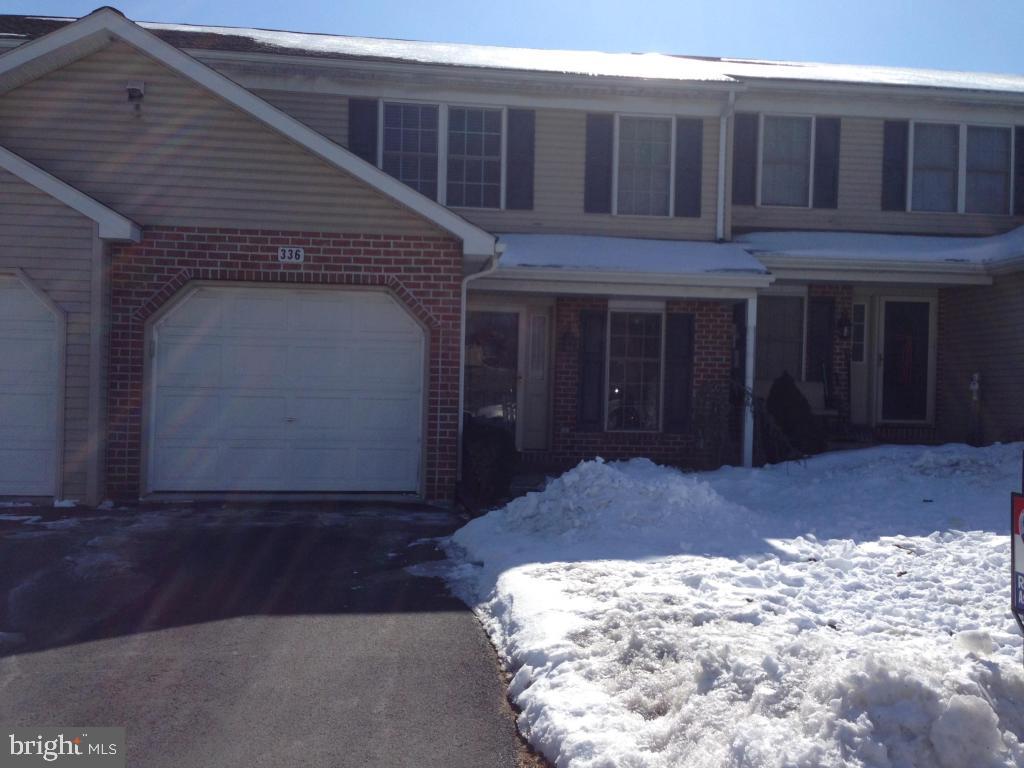 Great 3 BR, 2 1/2 Bath townhouse with nicely finished daylight walk-out basement* Master suite with private bath & large walk-in closet* Peaceful setting with an upper deck, & an expanded lower deck with view of preserved land* Well maintained and nicely decorated* New Rheem gas furnace provides economical utilities * New C/A to be installed prior to settlement* Move-in condition!