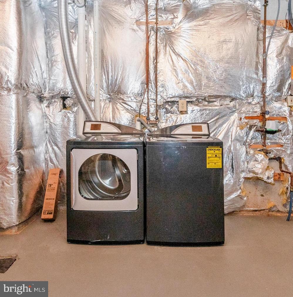 HOBBITS GLEN - Residential