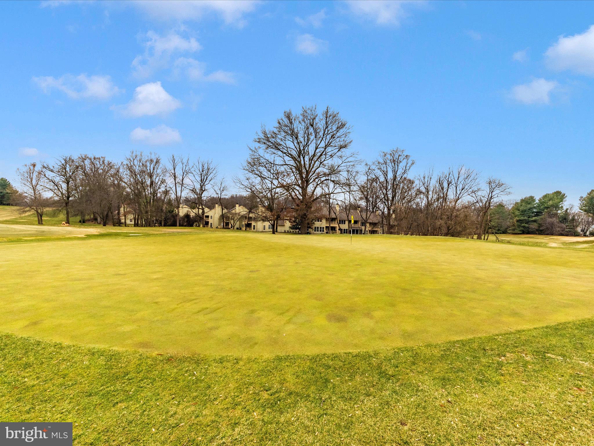 HOBBITS GLEN - Residential