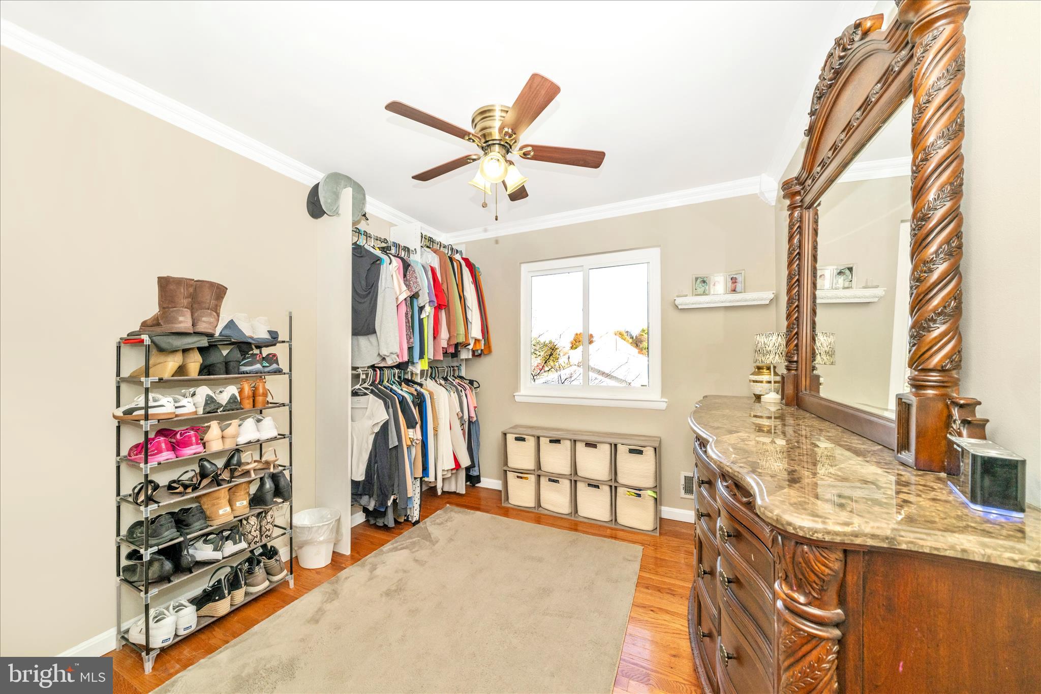 LOCH HAVEN - Residential