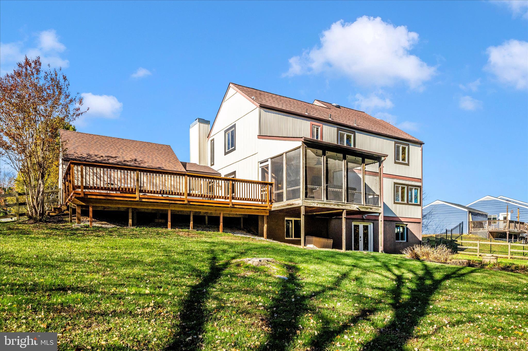 LOCH HAVEN - Residential