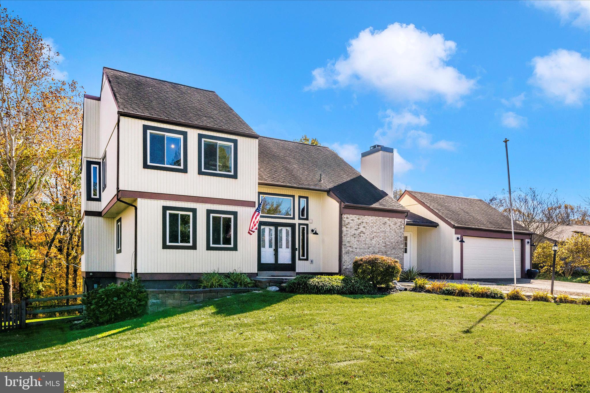 LOCH HAVEN - Residential