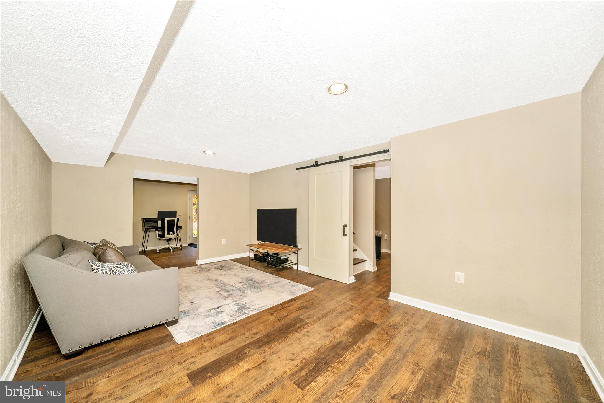 LOCH HAVEN - Residential