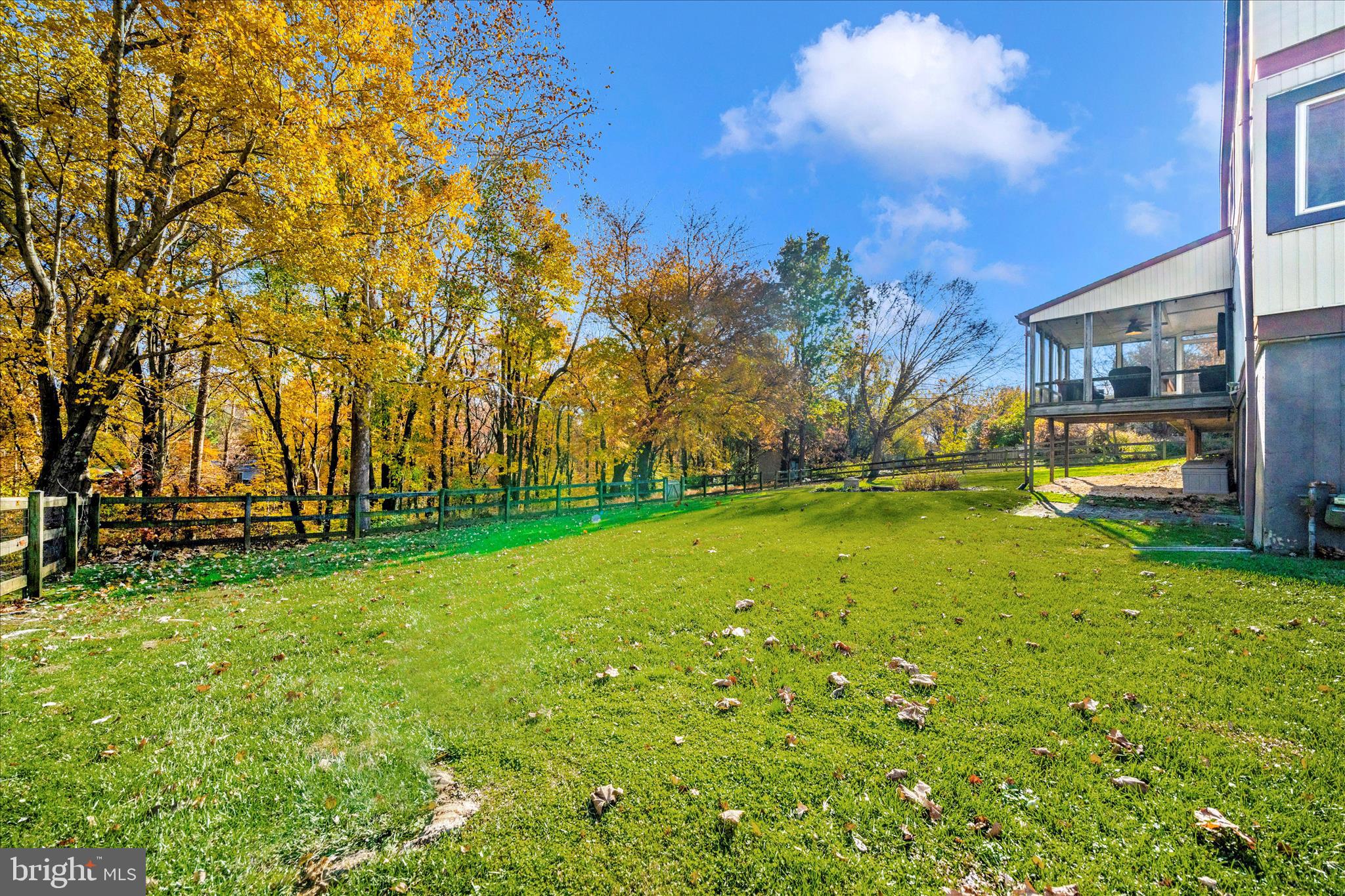 LOCH HAVEN - Residential