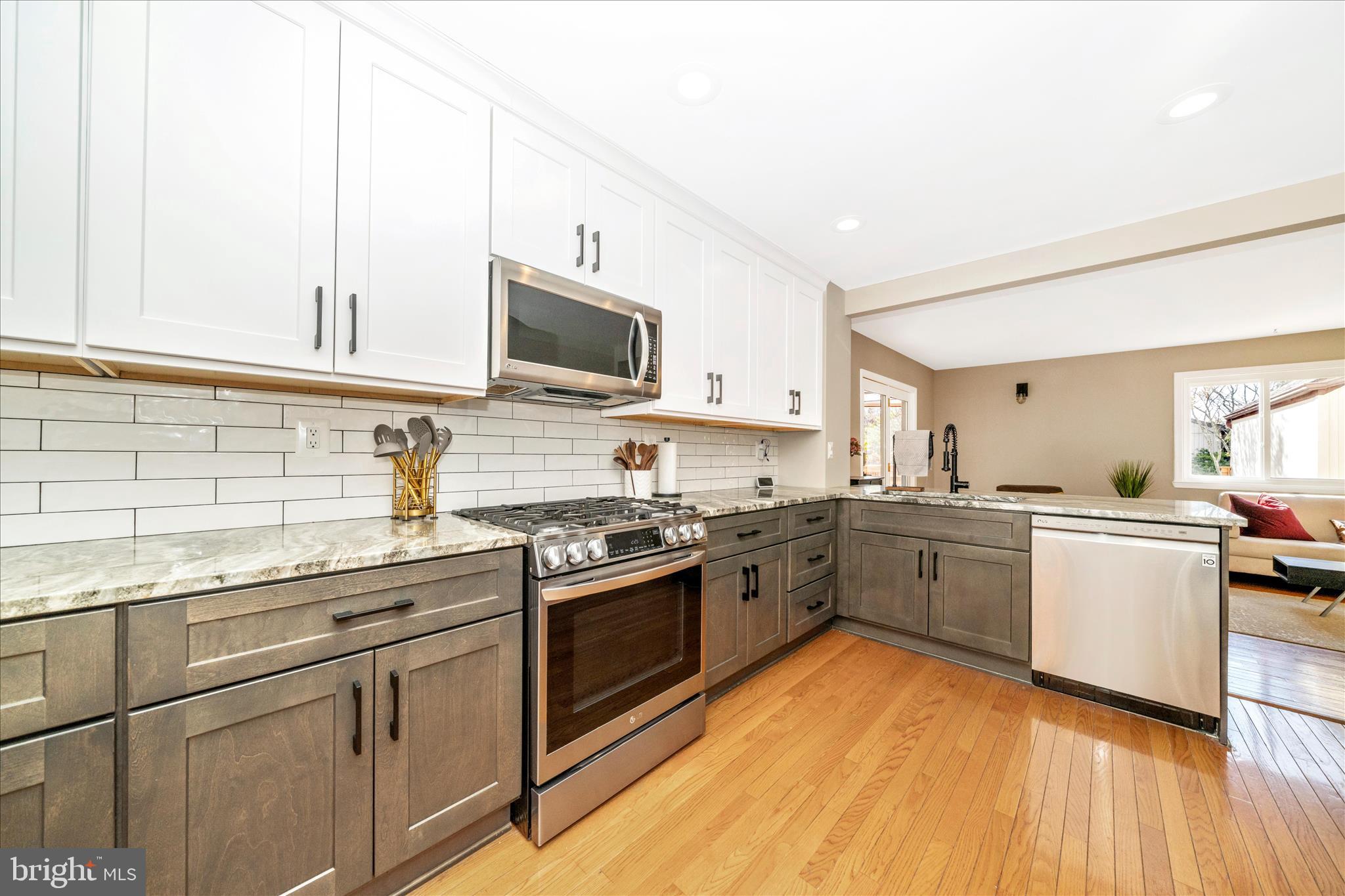 LOCH HAVEN - Residential