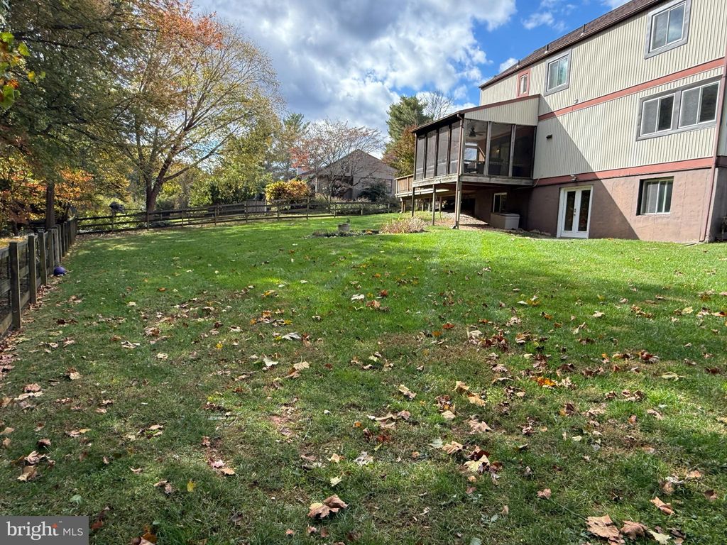 Photo of 2915 Loch Haven Court, IJAMSVILLE, MD 21754 (MLS # MDFR2072546)