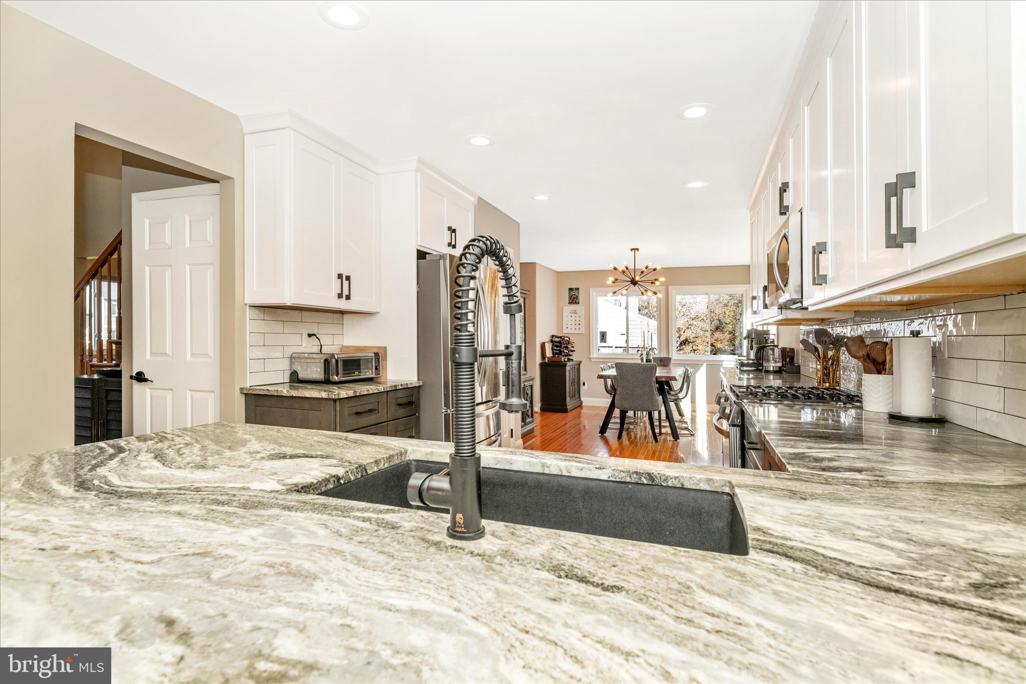 LOCH HAVEN - Residential