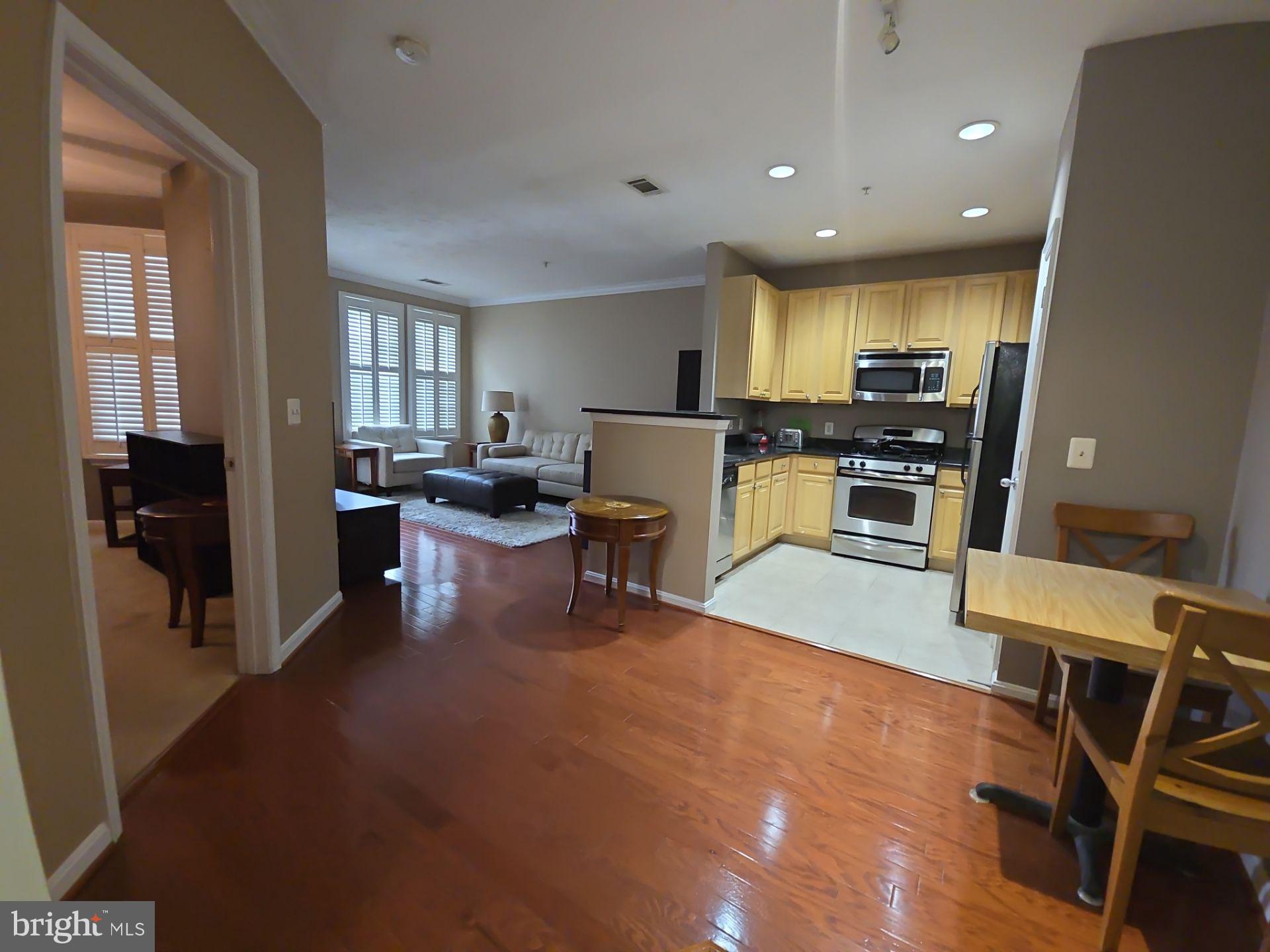 GROVE AT ARLINGTON - Residential Lease