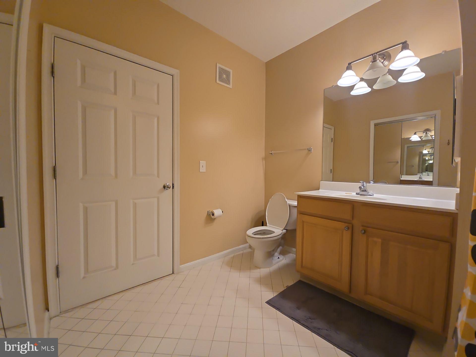 GROVE AT ARLINGTON - Residential Lease