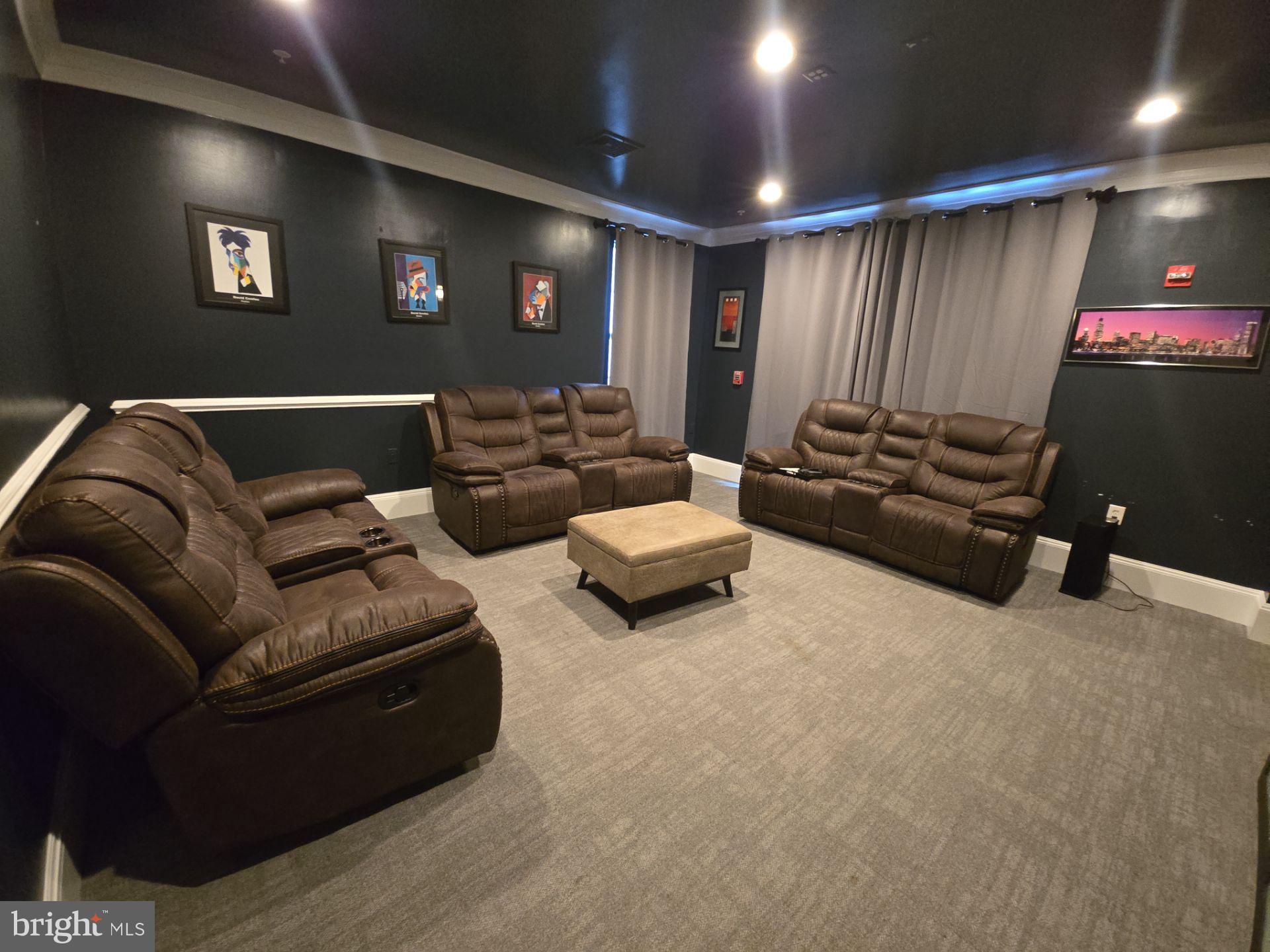 GROVE AT ARLINGTON - Residential Lease