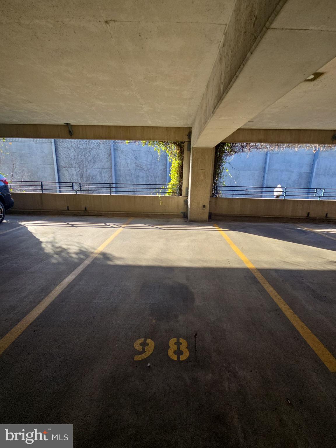 GROVE AT ARLINGTON - Residential Lease