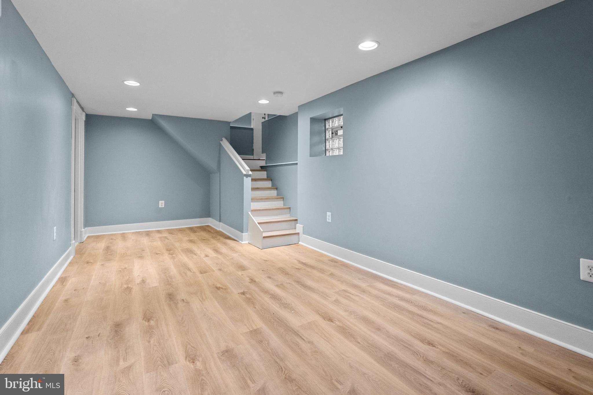 GARDENVILLE - Residential