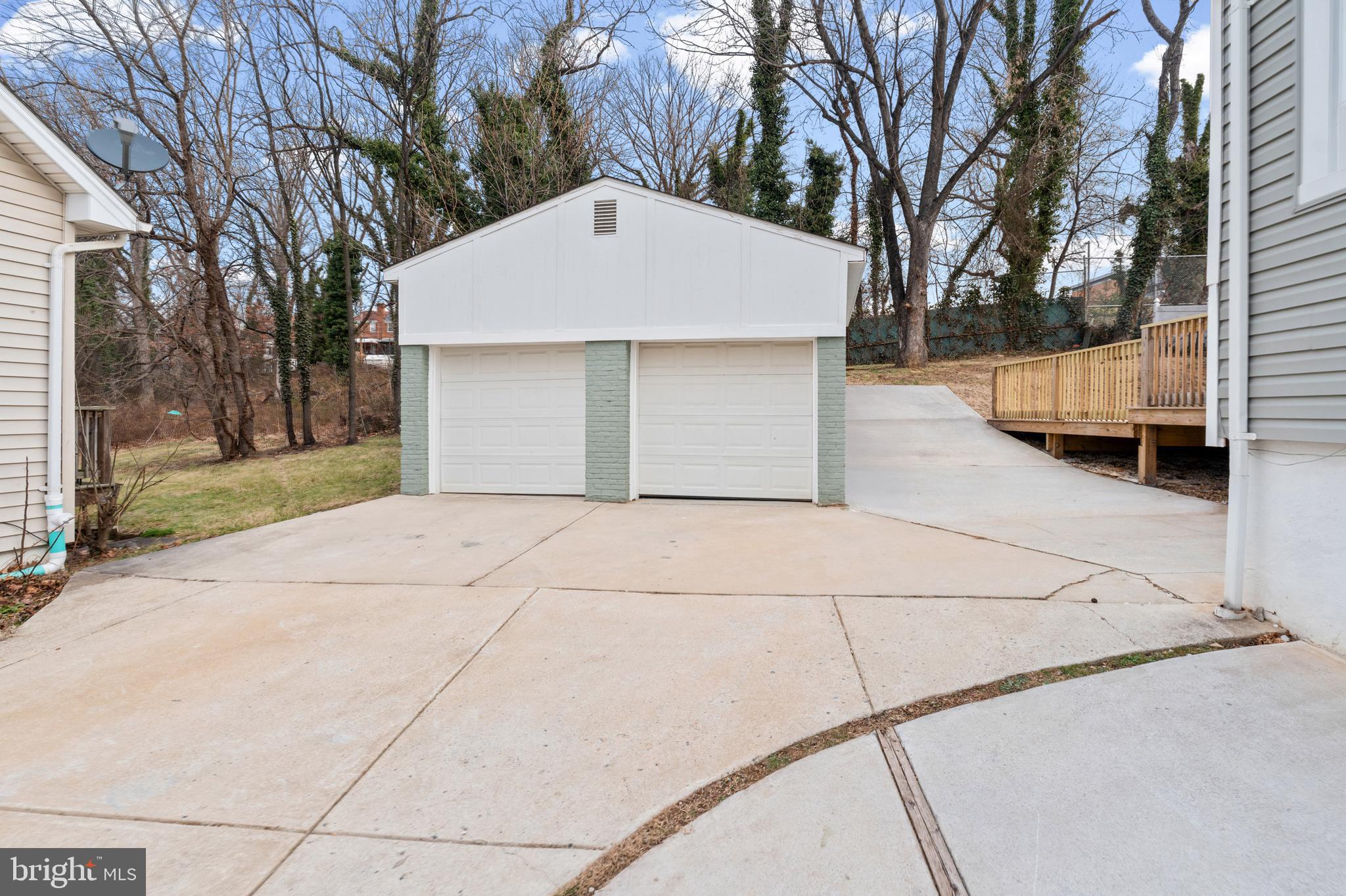 GARDENVILLE - Residential