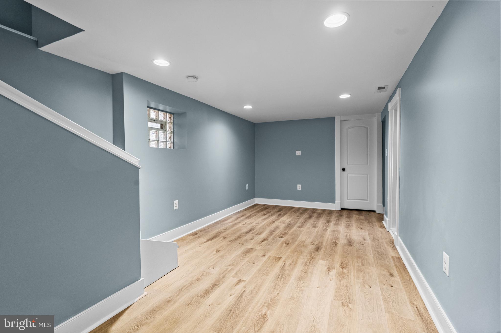 GARDENVILLE - Residential