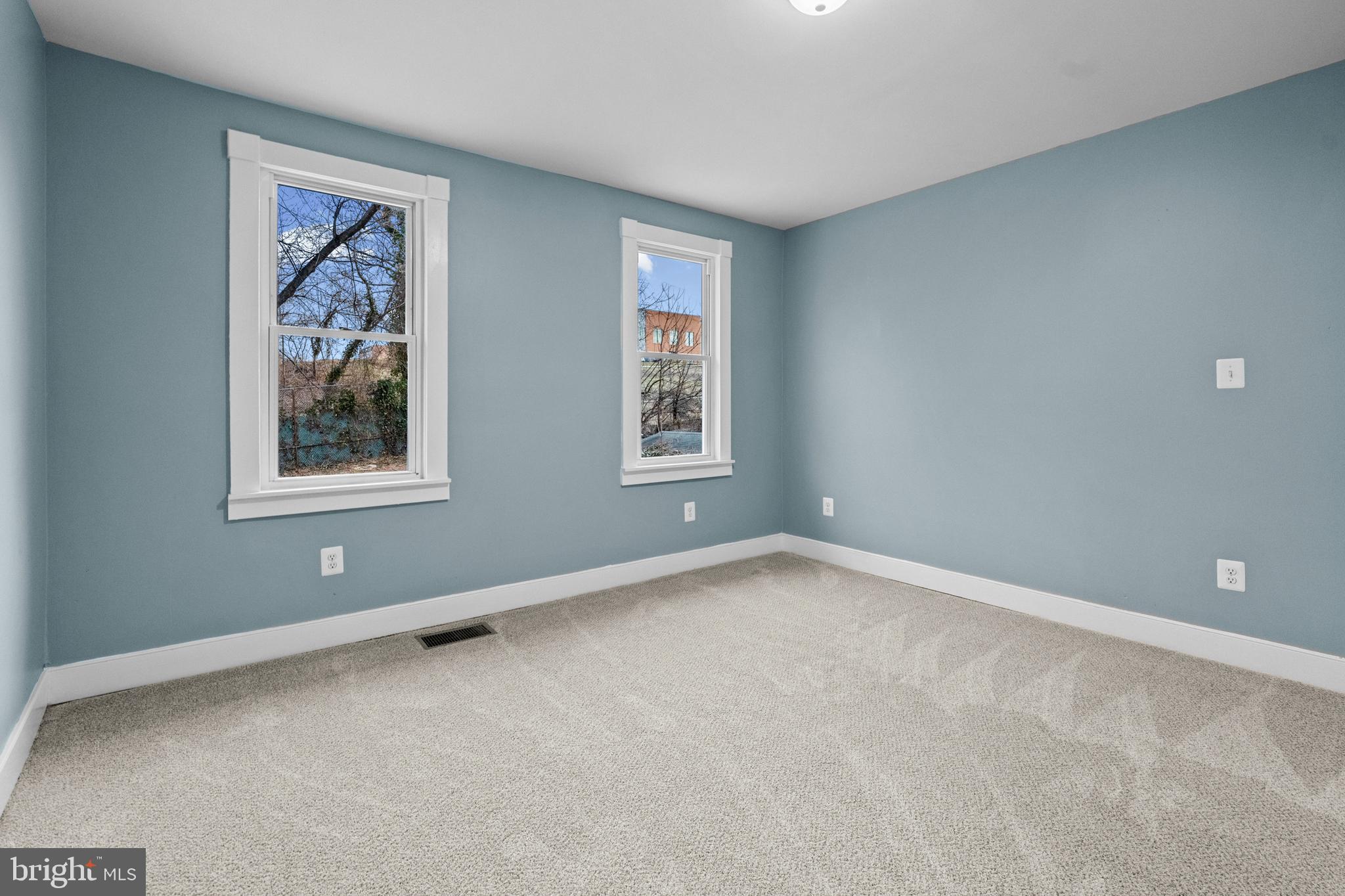 GARDENVILLE - Residential