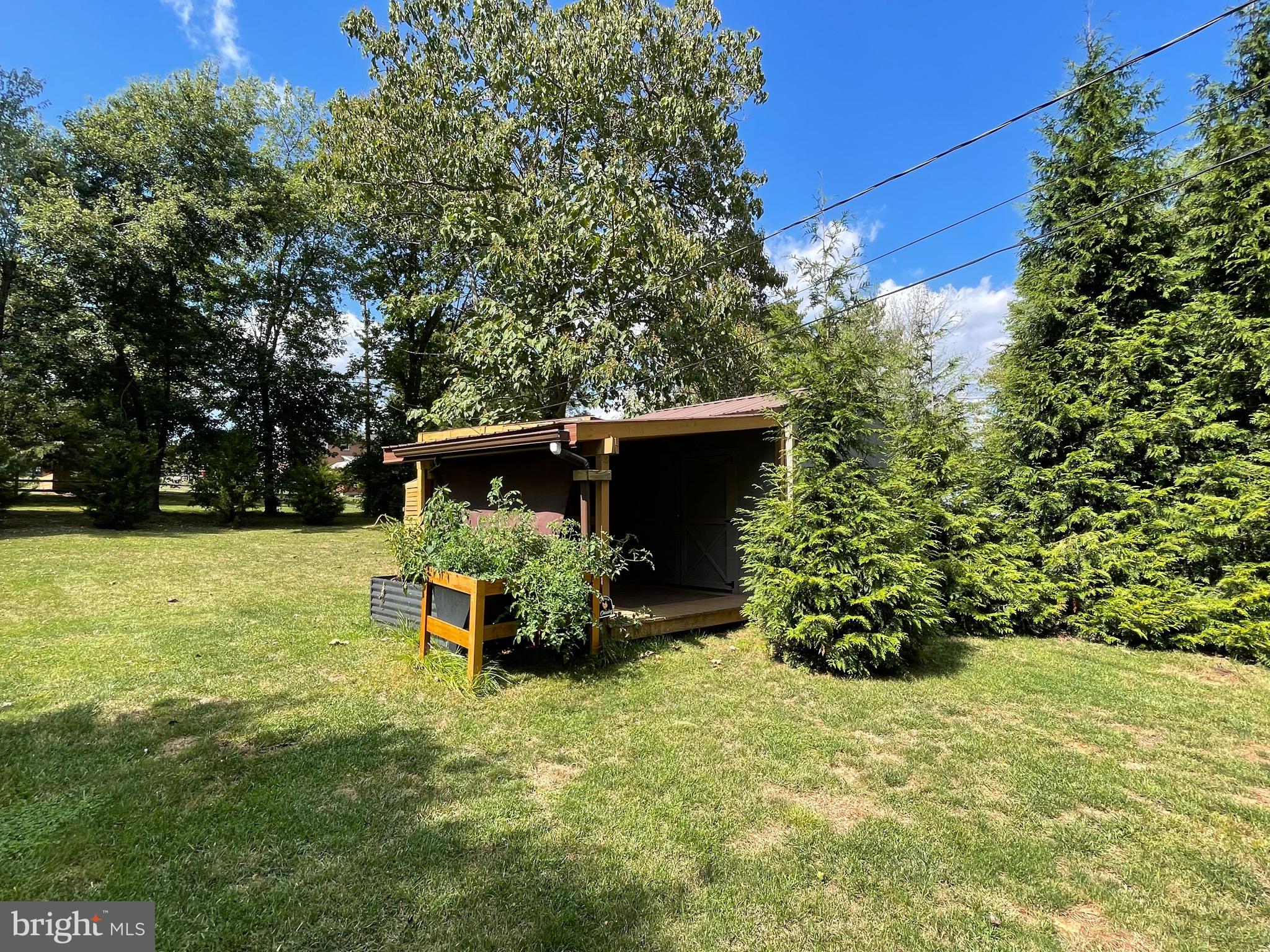 WALNUT GROVE - Residential