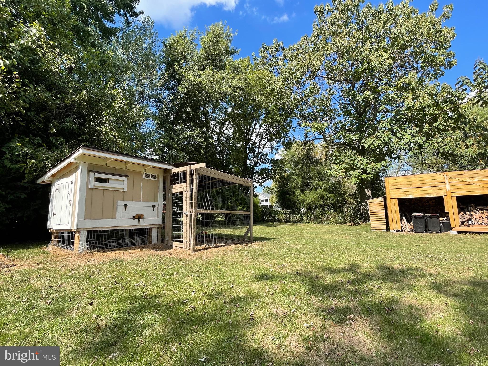 WALNUT GROVE - Residential