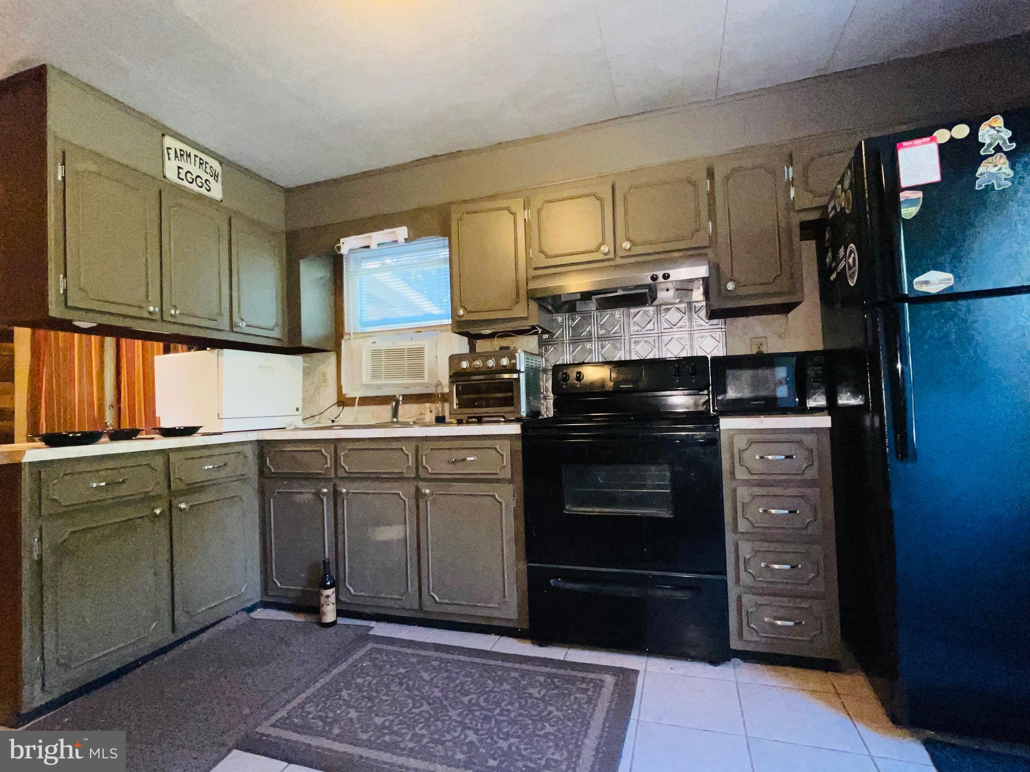 WALNUT GROVE - Residential