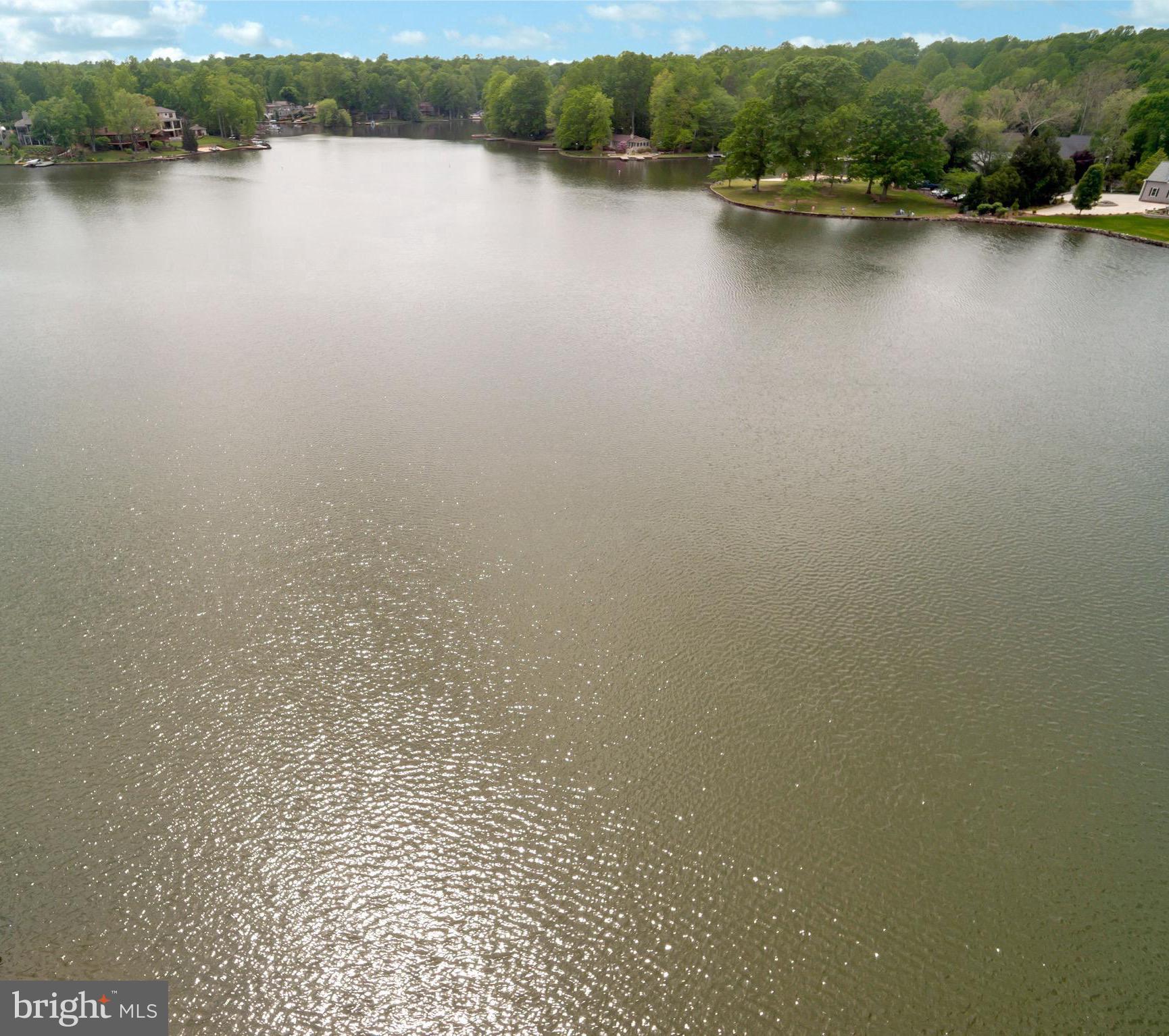 LAKE OF THE WOODS - Land