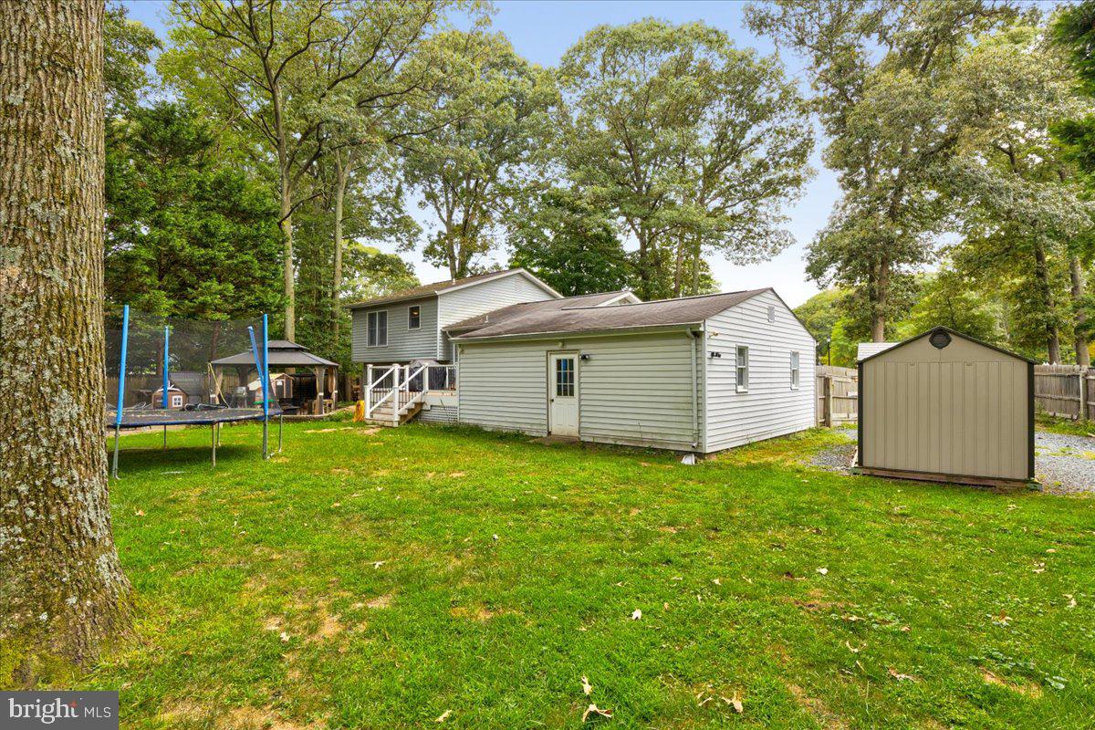 OAK HOLLOW - Residential