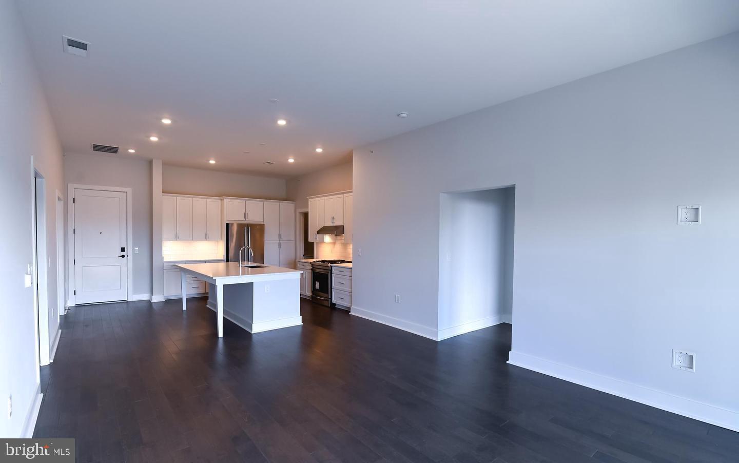 ONE LOUDOUN - Residential Lease