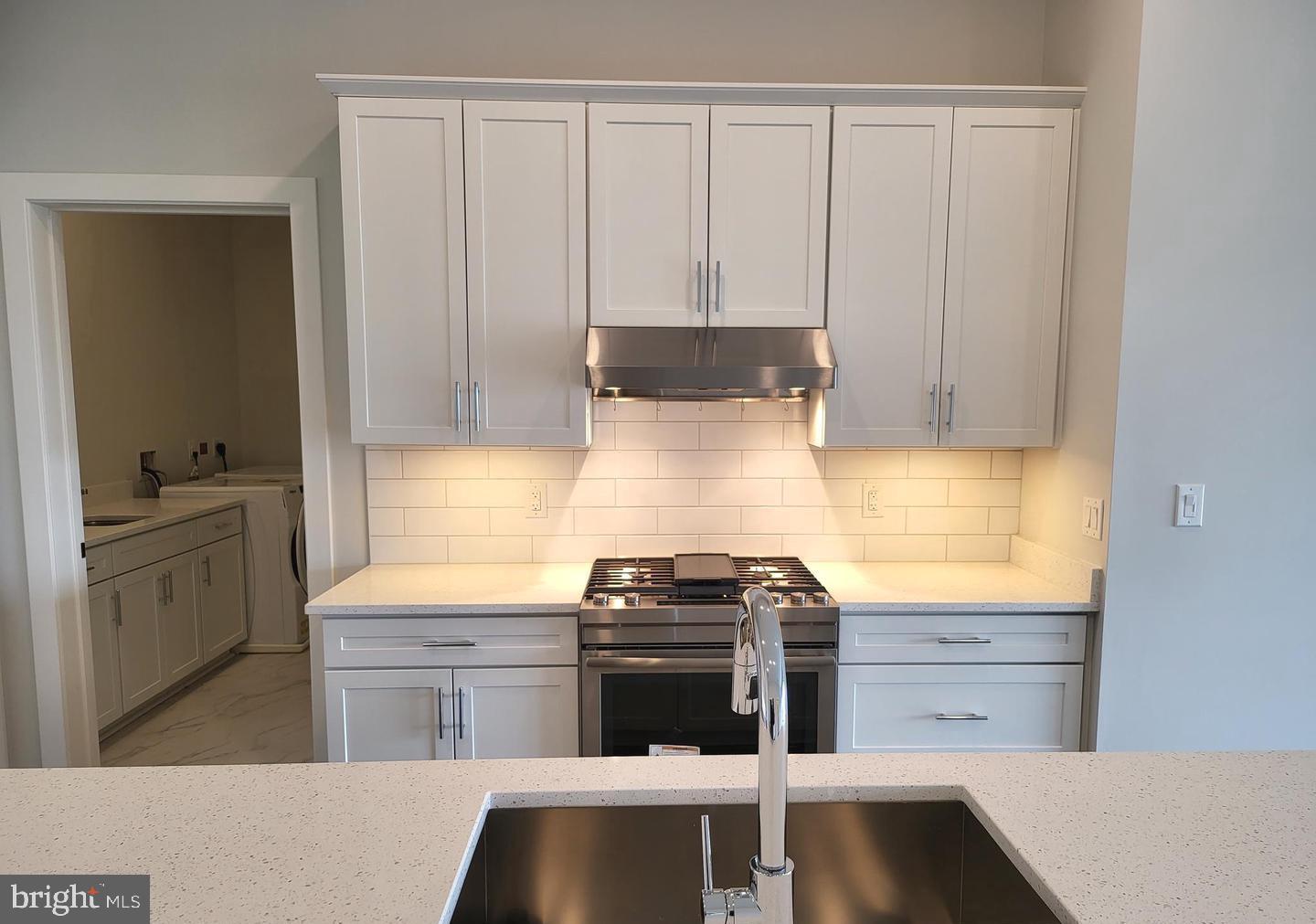 ONE LOUDOUN - Residential Lease