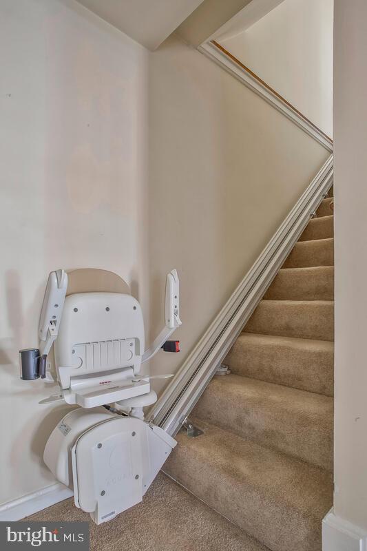 HOLLYWOOD - Residential