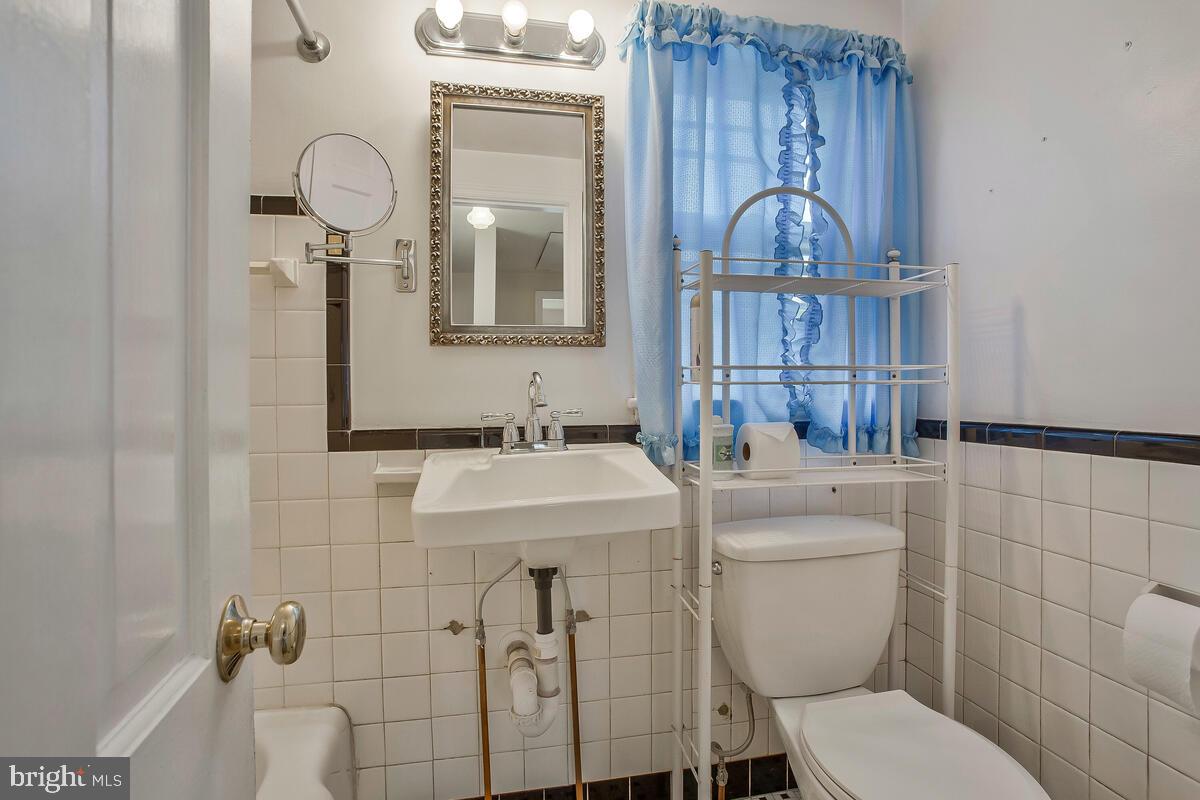 HOLLYWOOD - Residential