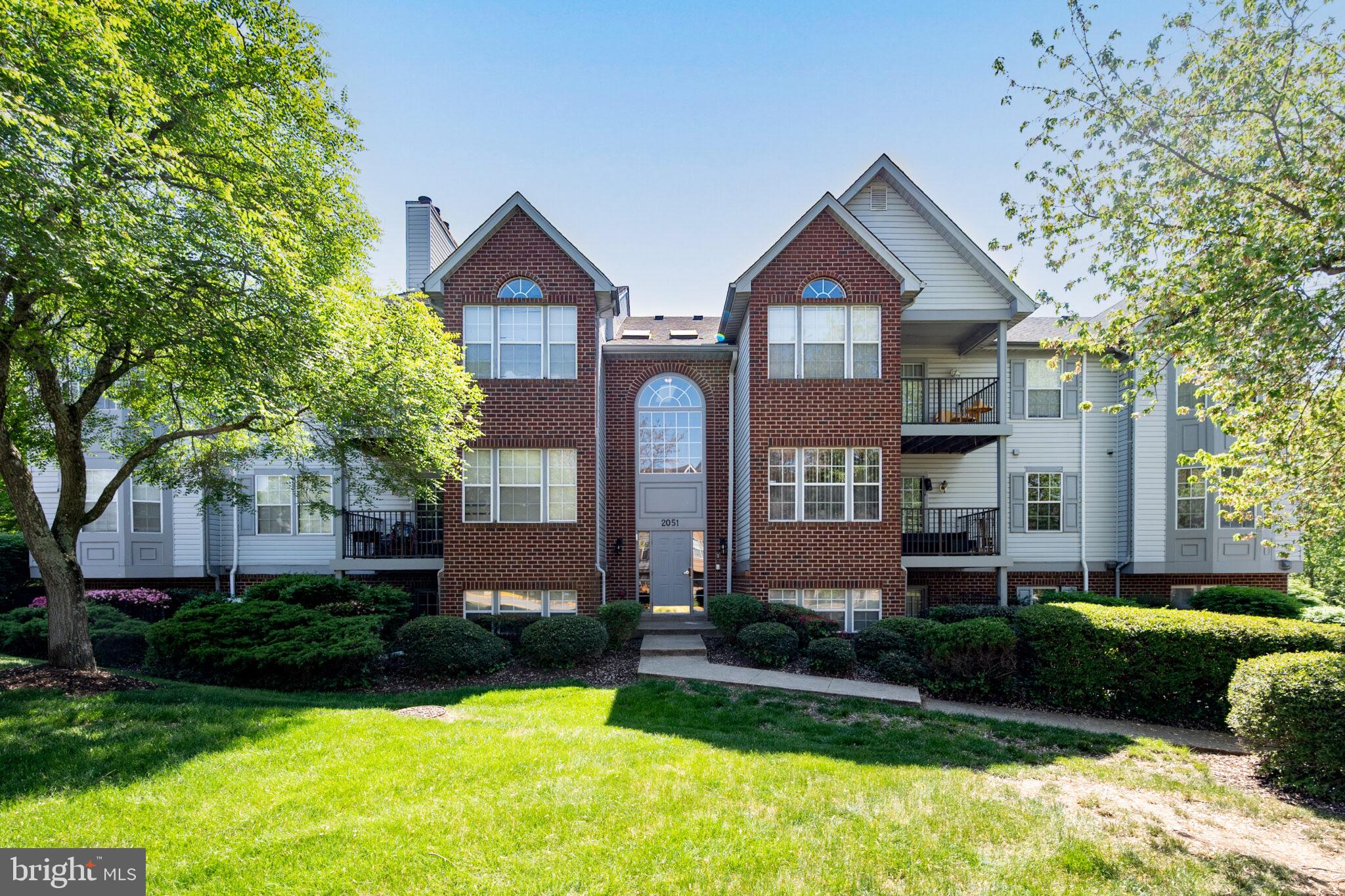 ROSECROFT COMMONS - Residential