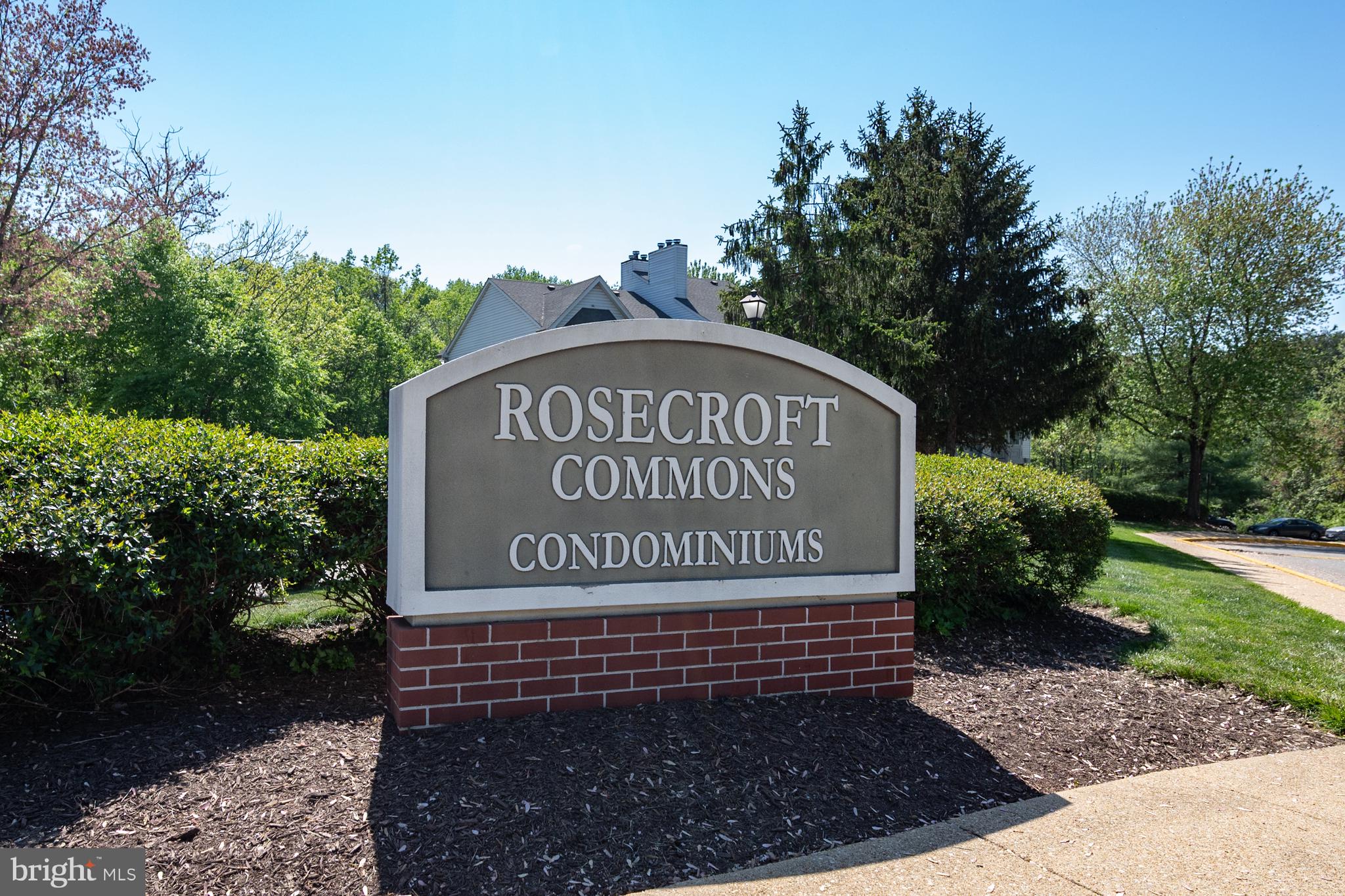 ROSECROFT COMMONS - Residential