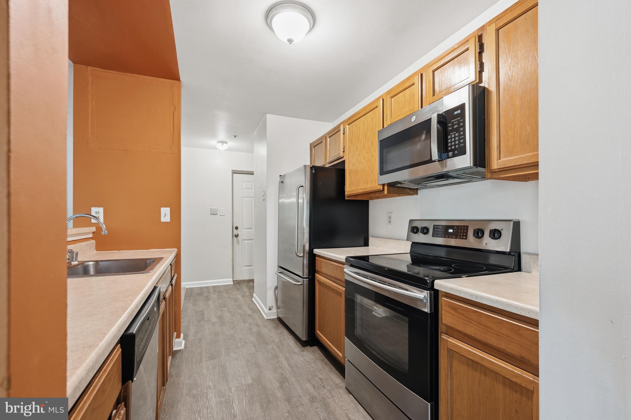 ROSECROFT COMMONS - Residential