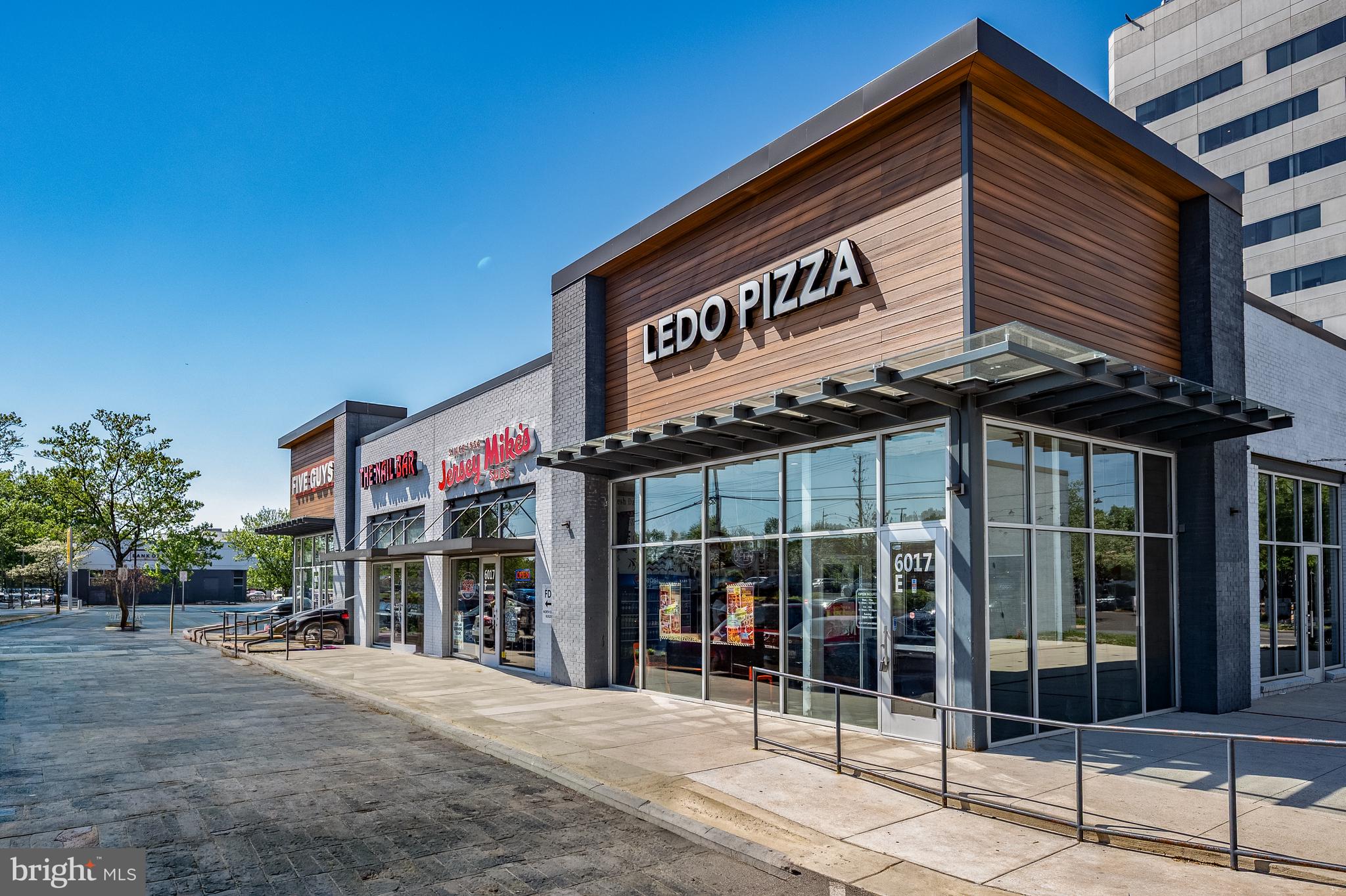 ROSECROFT COMMONS - Residential