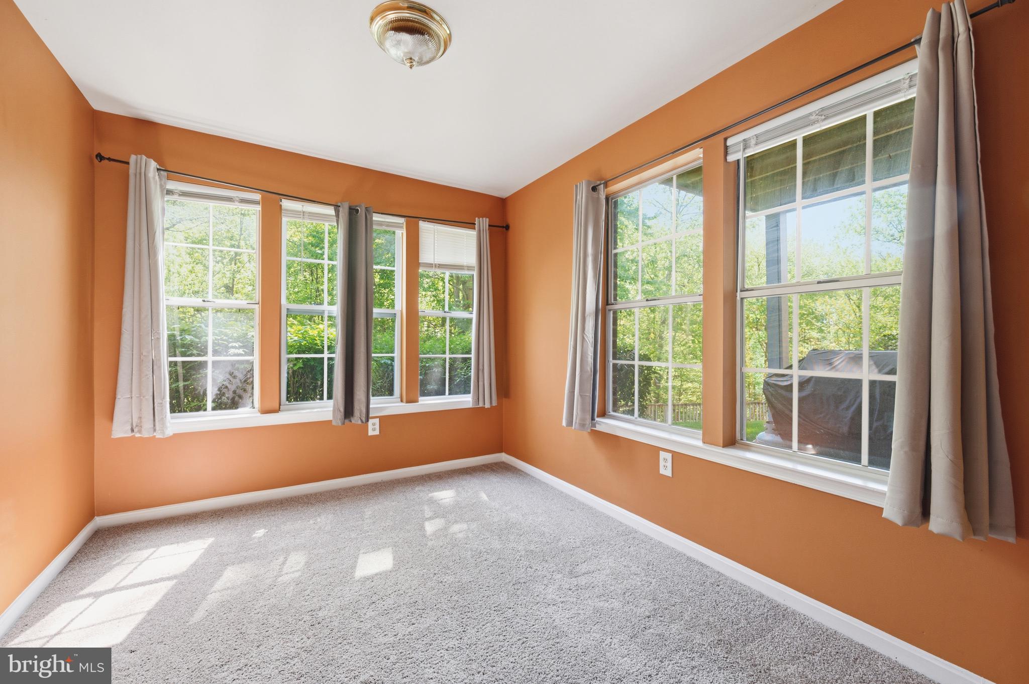 ROSECROFT COMMONS - Residential
