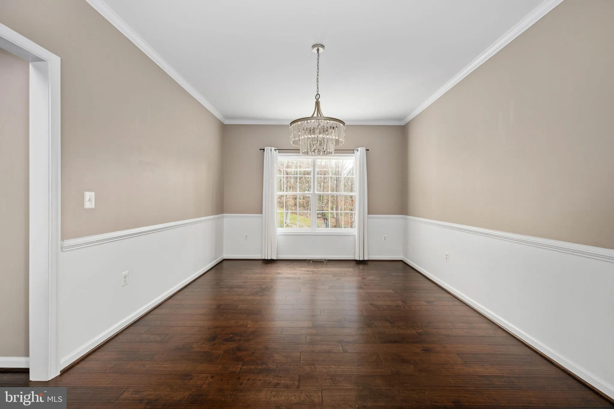 Fredericksburg, Virginia 22406, United States, 4 Bedrooms Bedrooms, ,4 BathroomsBathrooms,Residential,Contingent,249632