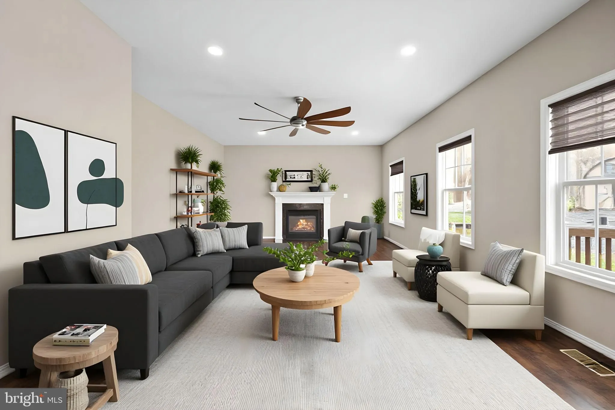 Fredericksburg, Virginia 22406, United States, 4 Bedrooms Bedrooms, ,4 BathroomsBathrooms,Residential,Contingent,249632