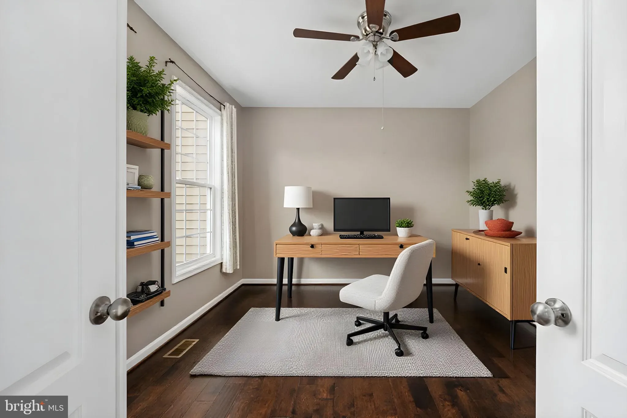 Fredericksburg, Virginia 22406, United States, 4 Bedrooms Bedrooms, ,4 BathroomsBathrooms,Residential,Contingent,249632