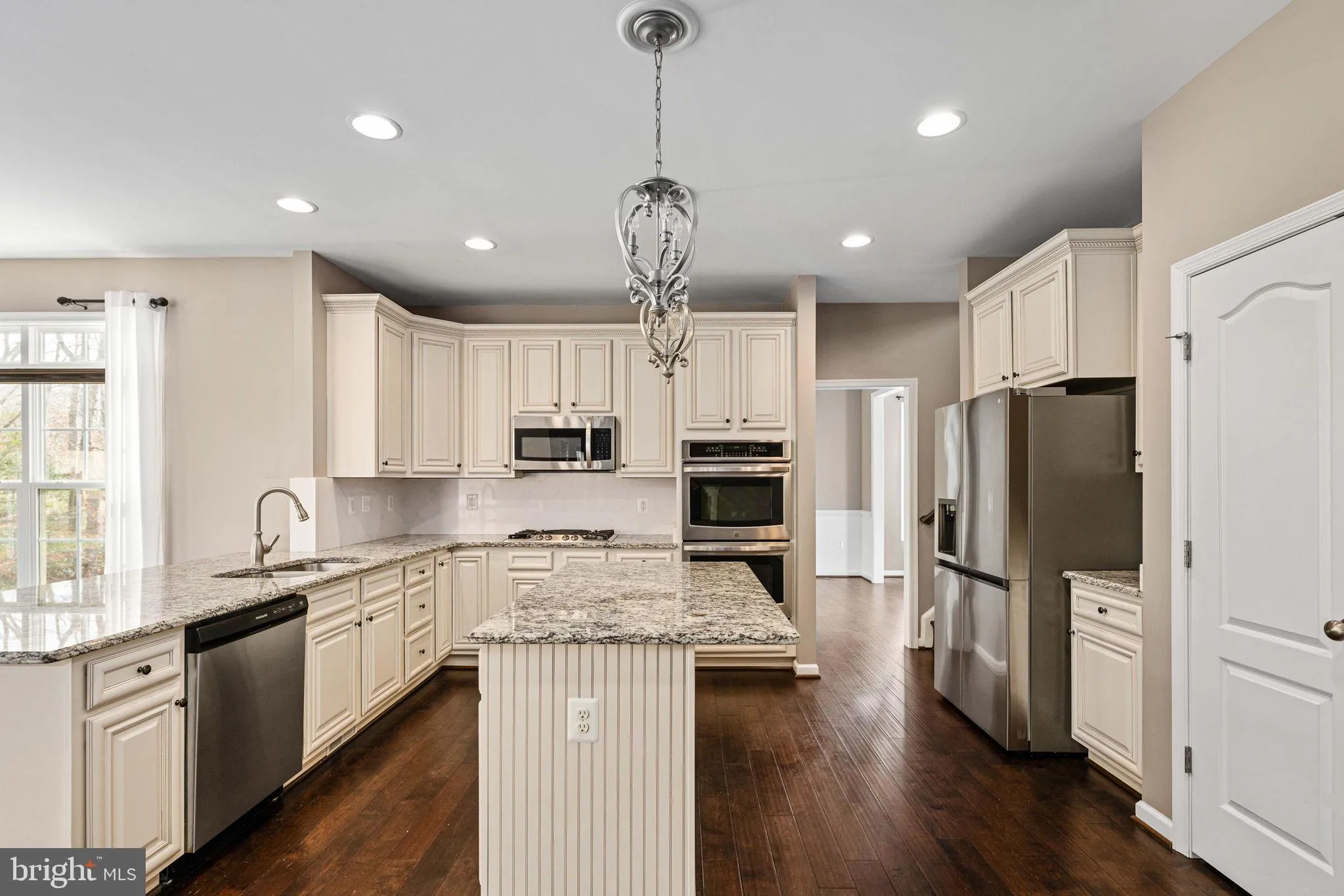 Fredericksburg, Virginia 22406, United States, 4 Bedrooms Bedrooms, ,4 BathroomsBathrooms,Residential,Contingent,249632