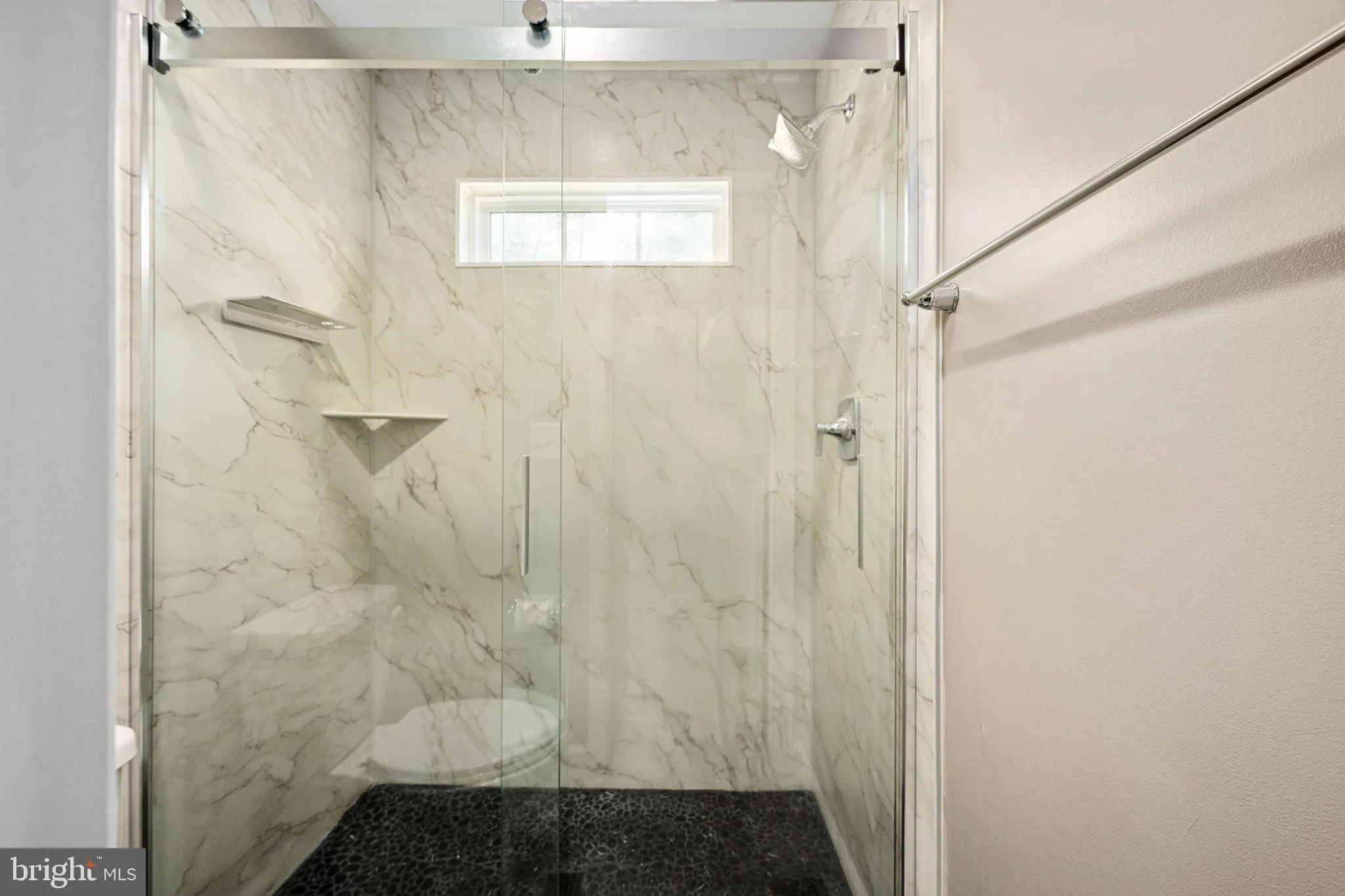 Fredericksburg, Virginia 22406, United States, 4 Bedrooms Bedrooms, ,4 BathroomsBathrooms,Residential,Contingent,249632