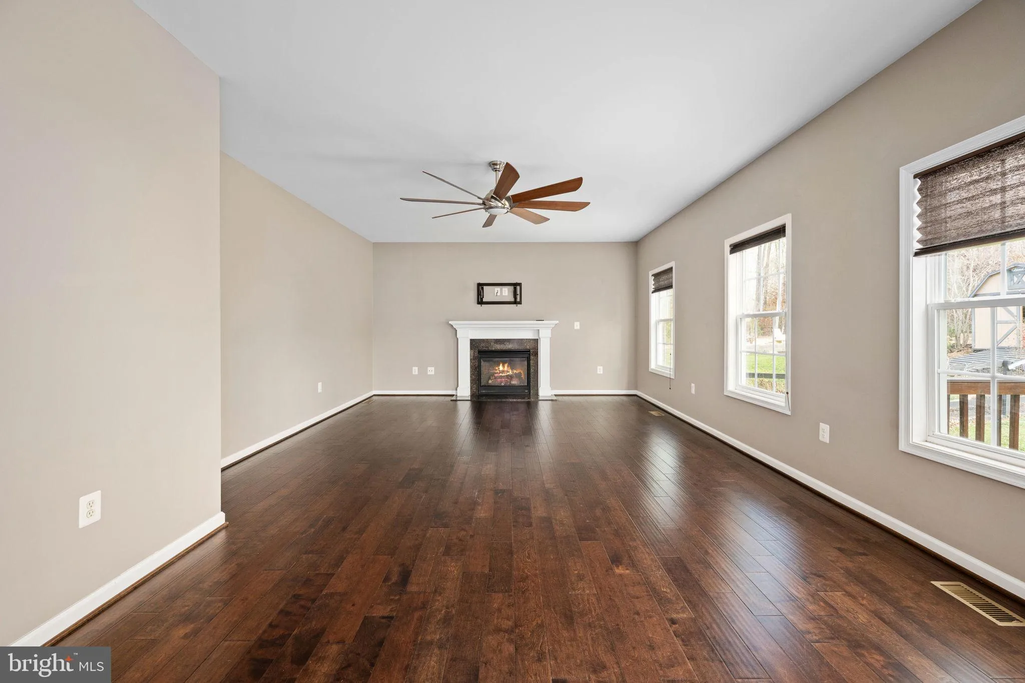 Fredericksburg, Virginia 22406, United States, 4 Bedrooms Bedrooms, ,4 BathroomsBathrooms,Residential,Contingent,249632