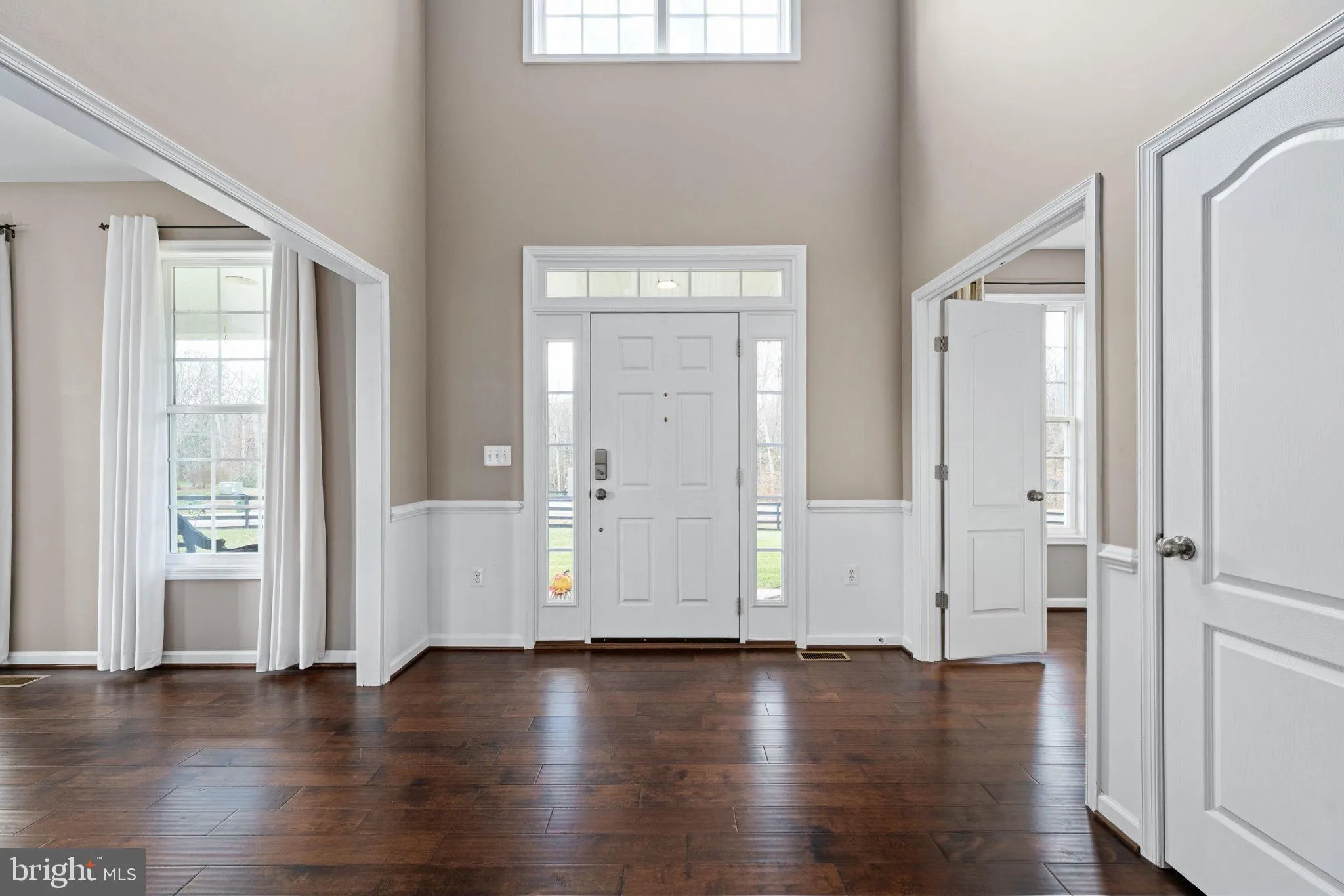 Fredericksburg, Virginia 22406, United States, 4 Bedrooms Bedrooms, ,4 BathroomsBathrooms,Residential,Contingent,249632