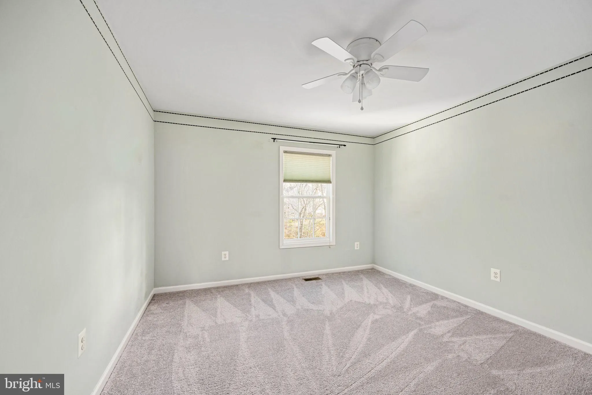 Fredericksburg, Virginia 22406, United States, 4 Bedrooms Bedrooms, ,4 BathroomsBathrooms,Residential,Contingent,249632