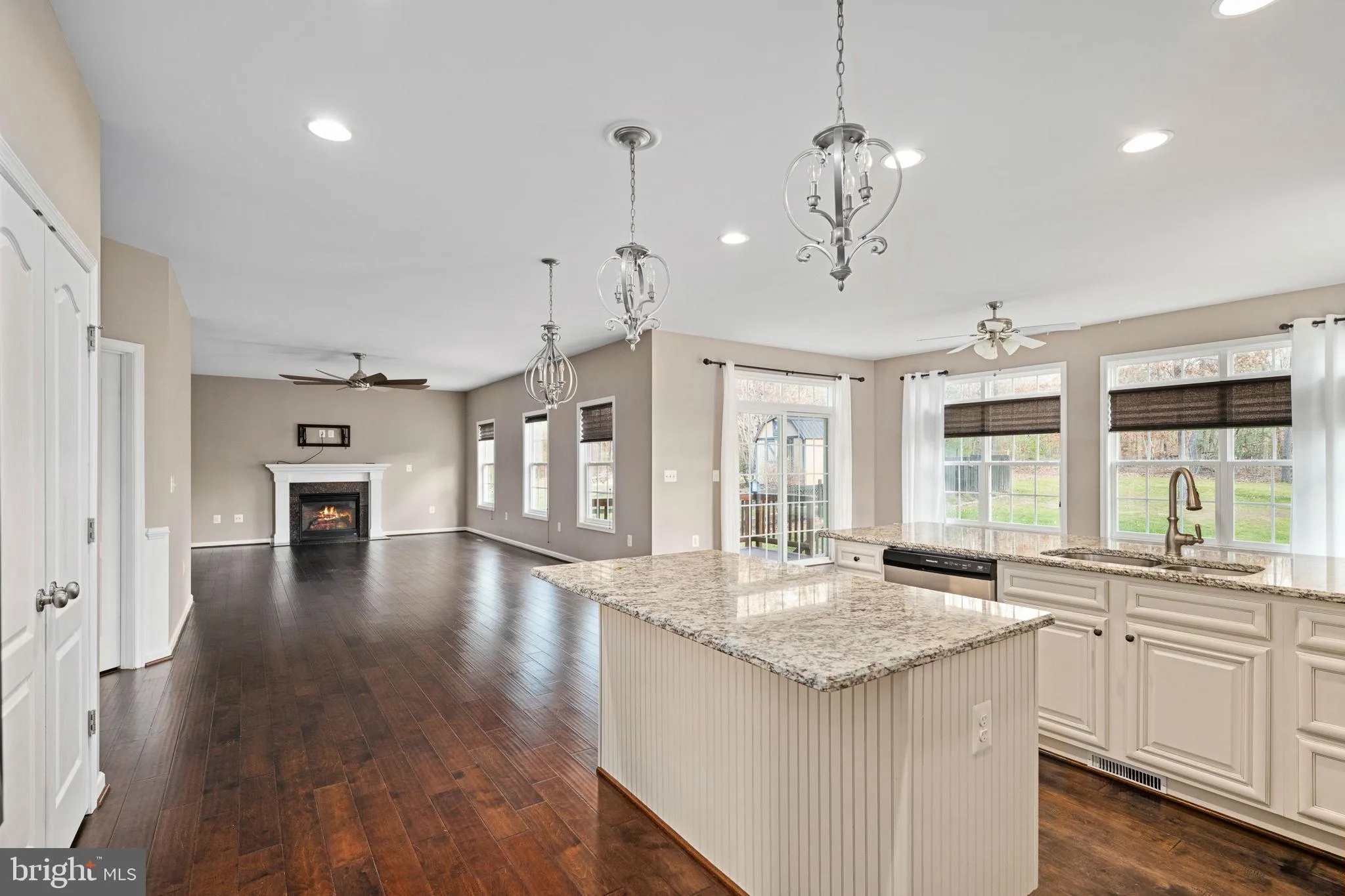 Fredericksburg, Virginia 22406, United States, 4 Bedrooms Bedrooms, ,4 BathroomsBathrooms,Residential,Contingent,249632